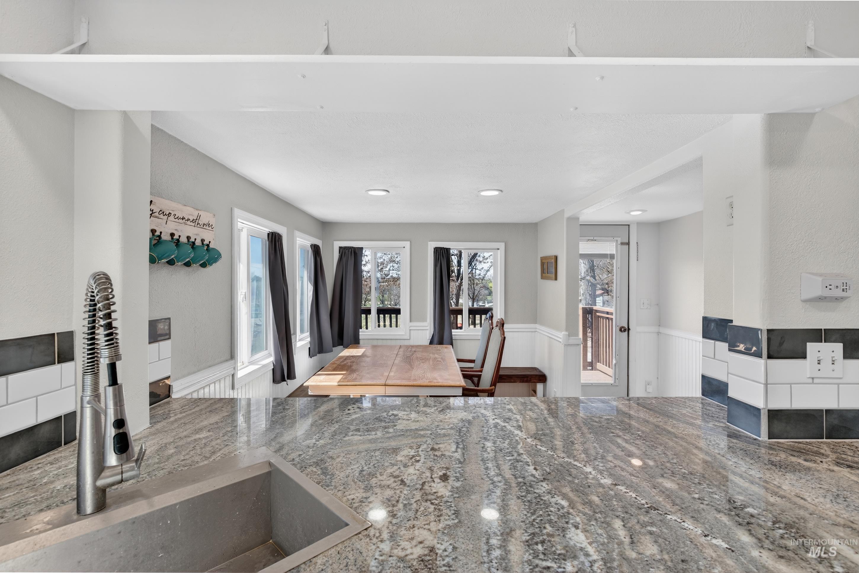 23466 Freezeout Rd, Caldwell, Idaho 83607, 3 Bedrooms, 3 Bathrooms, Residential For Sale, Price $825,000,MLS 98978075