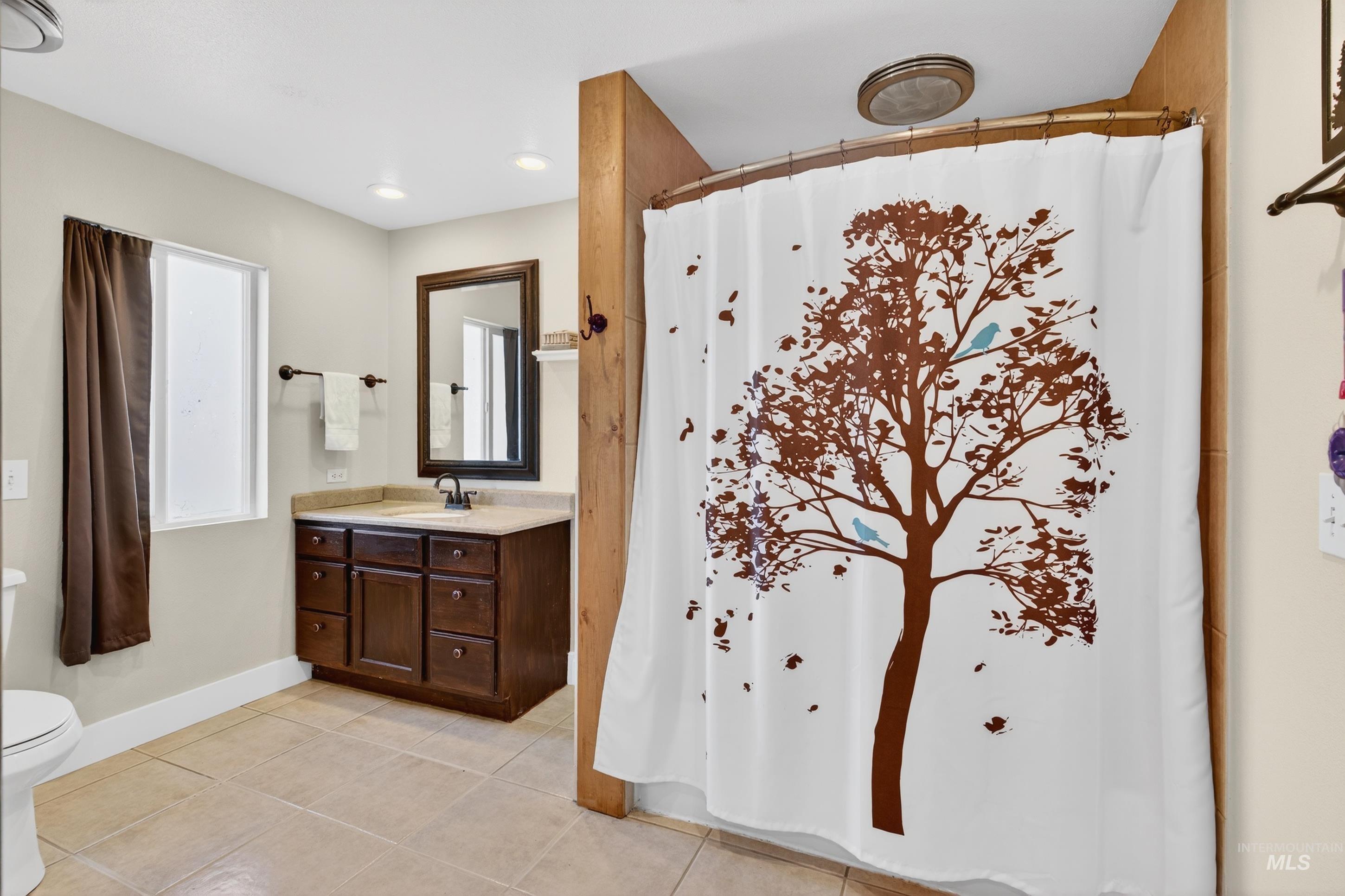 23466 Freezeout Rd, Caldwell, Idaho 83607, 3 Bedrooms, 3 Bathrooms, Residential For Sale, Price $825,000,MLS 98978075