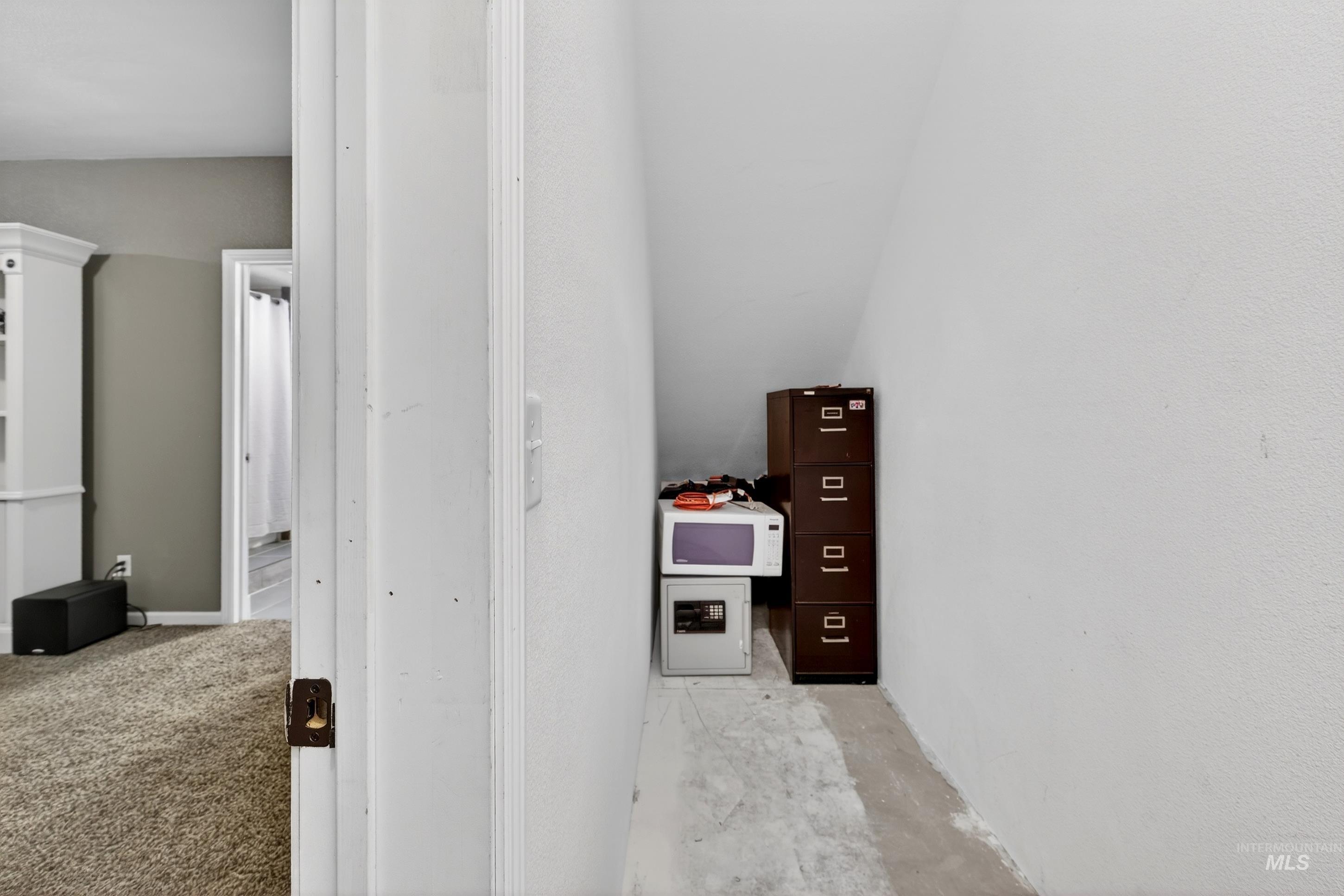 23466 Freezeout Rd, Caldwell, Idaho 83607, 3 Bedrooms, 3 Bathrooms, Residential For Sale, Price $825,000,MLS 98978075