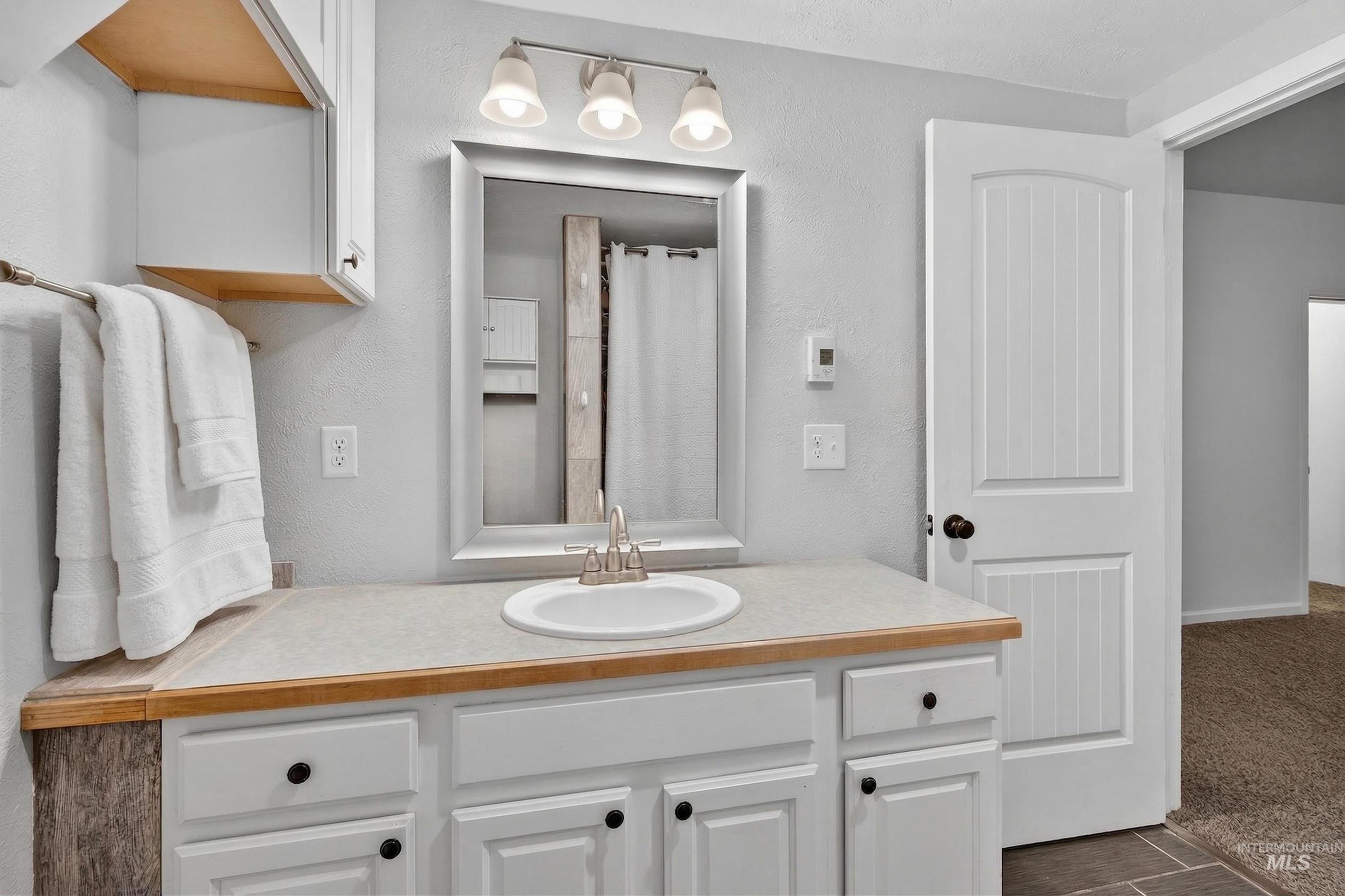 23466 Freezeout Rd, Caldwell, Idaho 83607, 3 Bedrooms, 3 Bathrooms, Residential For Sale, Price $825,000,MLS 98978075