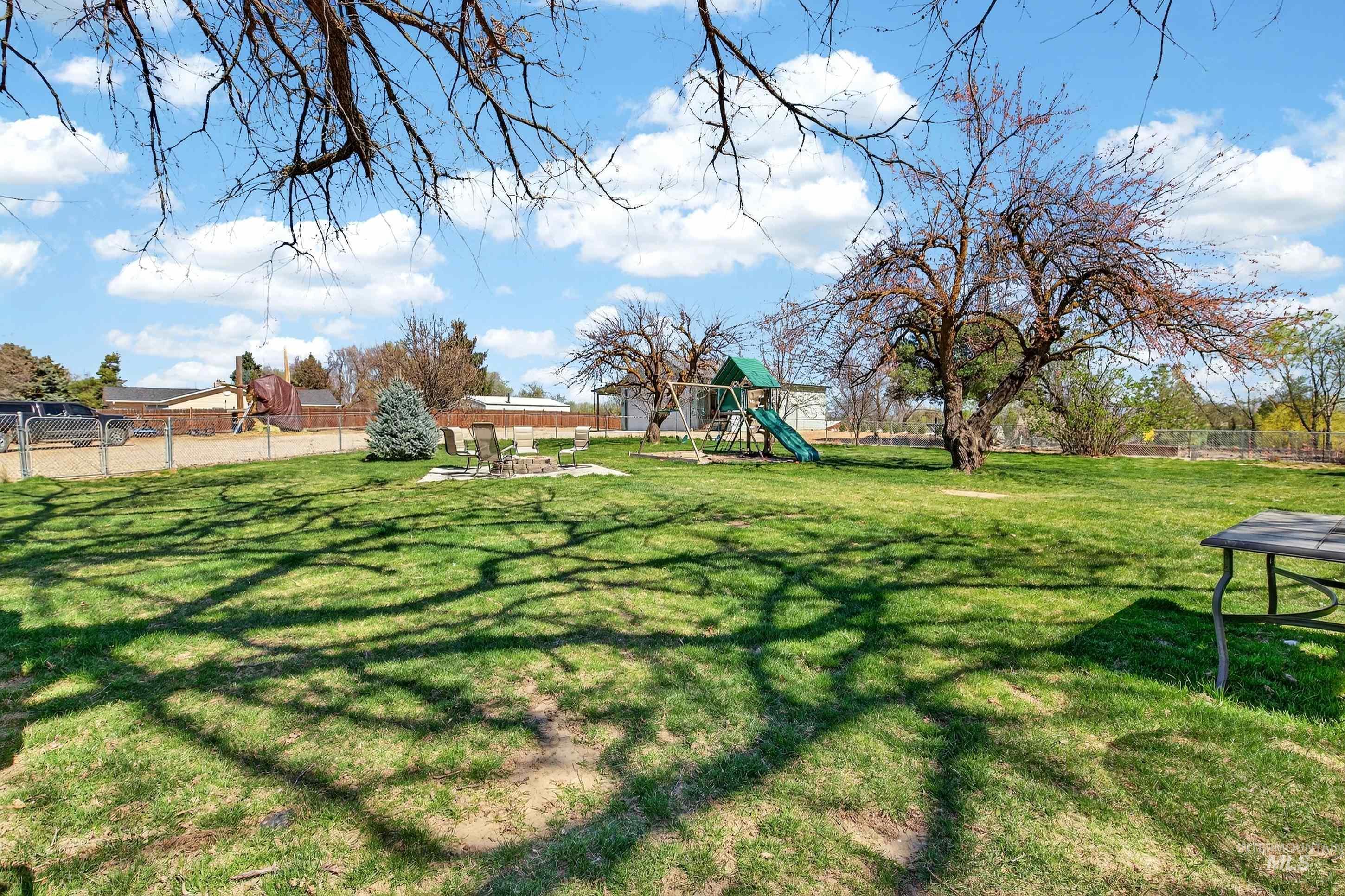 23466 Freezeout Rd, Caldwell, Idaho 83607, 3 Bedrooms, 3 Bathrooms, Residential For Sale, Price $825,000,MLS 98978075