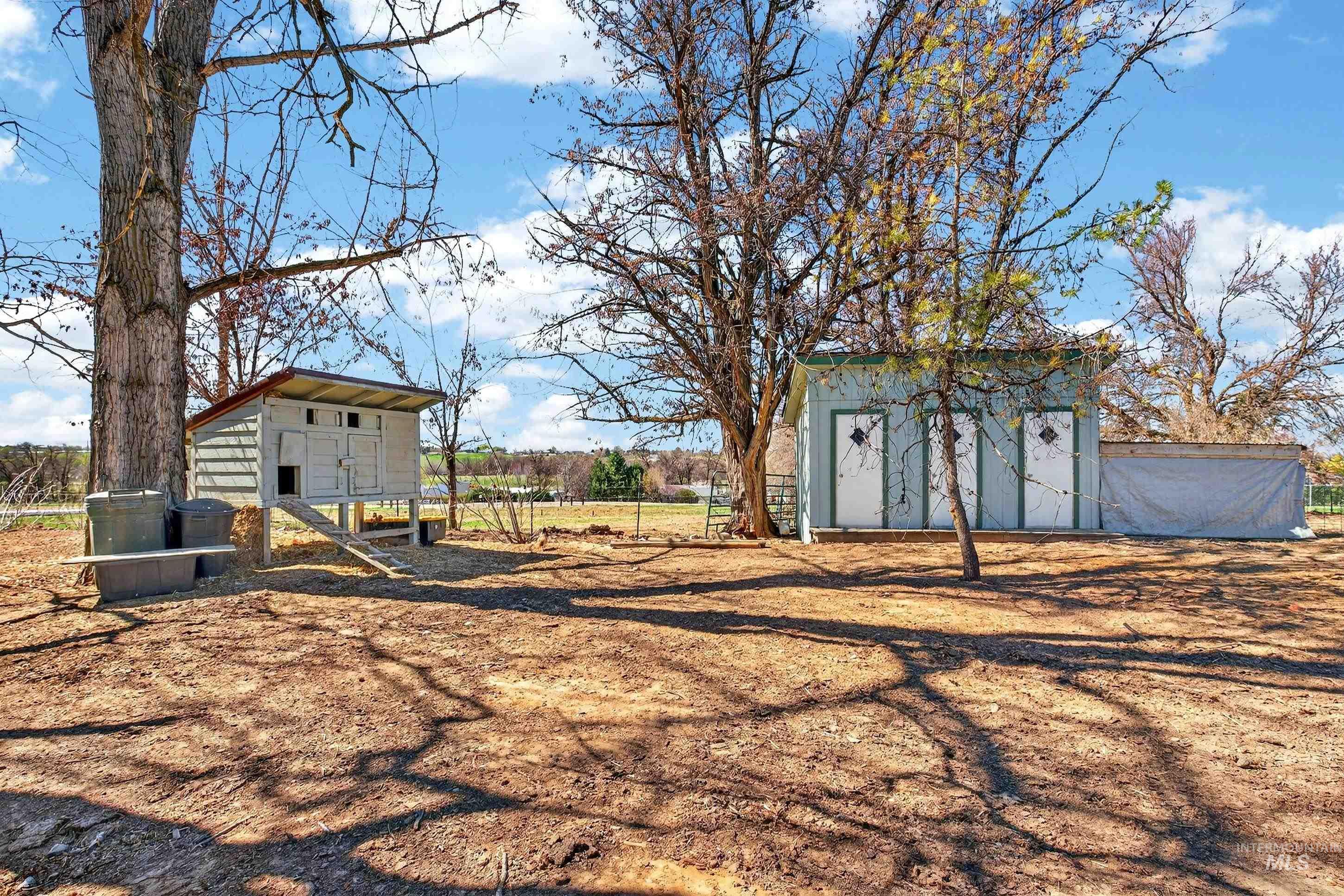 23466 Freezeout Rd, Caldwell, Idaho 83607, 3 Bedrooms, 3 Bathrooms, Residential For Sale, Price $825,000,MLS 98978075