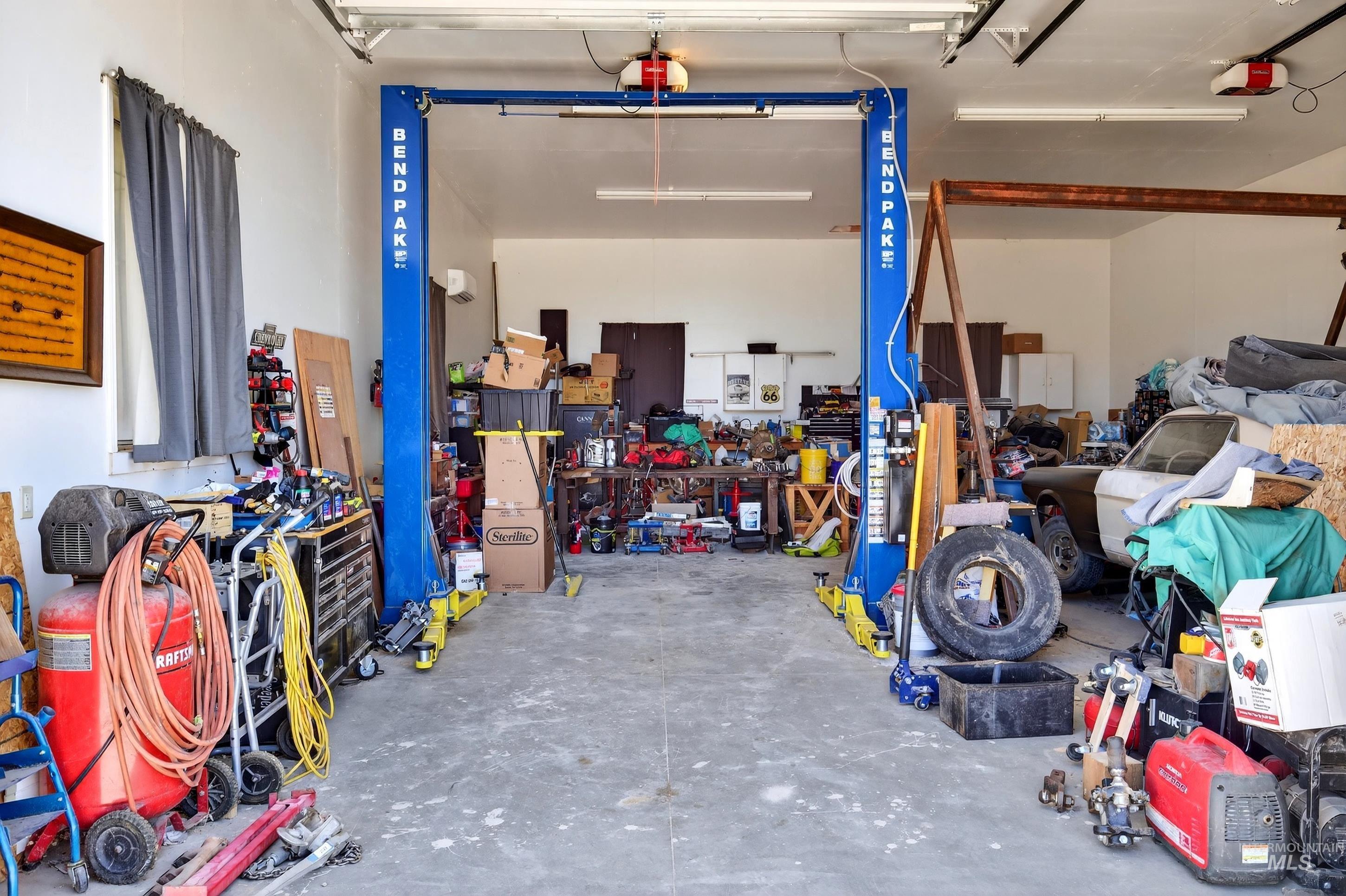 23466 Freezeout Rd, Caldwell, Idaho 83607, 3 Bedrooms, 3 Bathrooms, Residential For Sale, Price $825,000,MLS 98978075