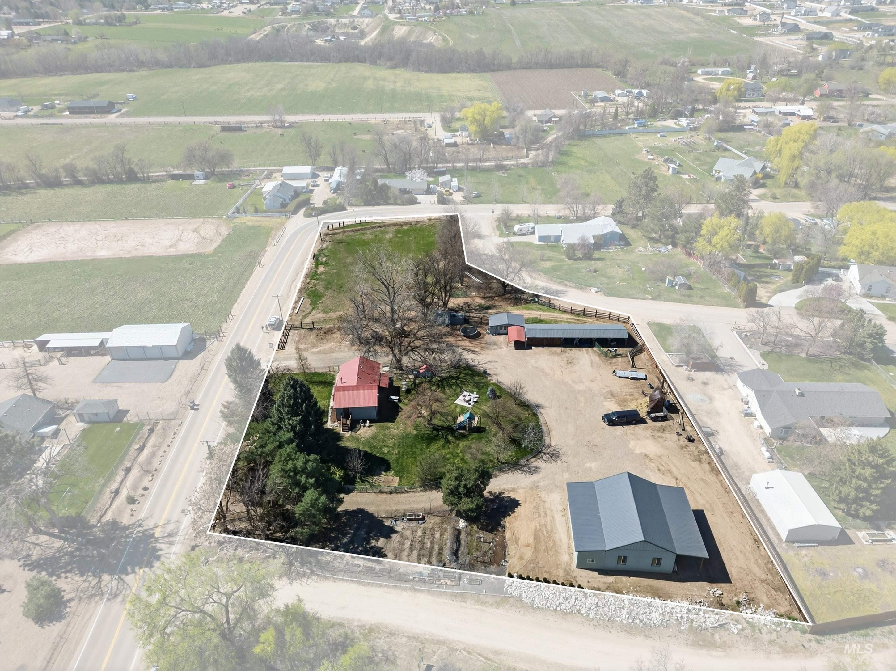 23466 Freezeout Rd, Caldwell, Idaho 83607, 3 Bedrooms, 3 Bathrooms, Residential For Sale, Price $825,000,MLS 98978075