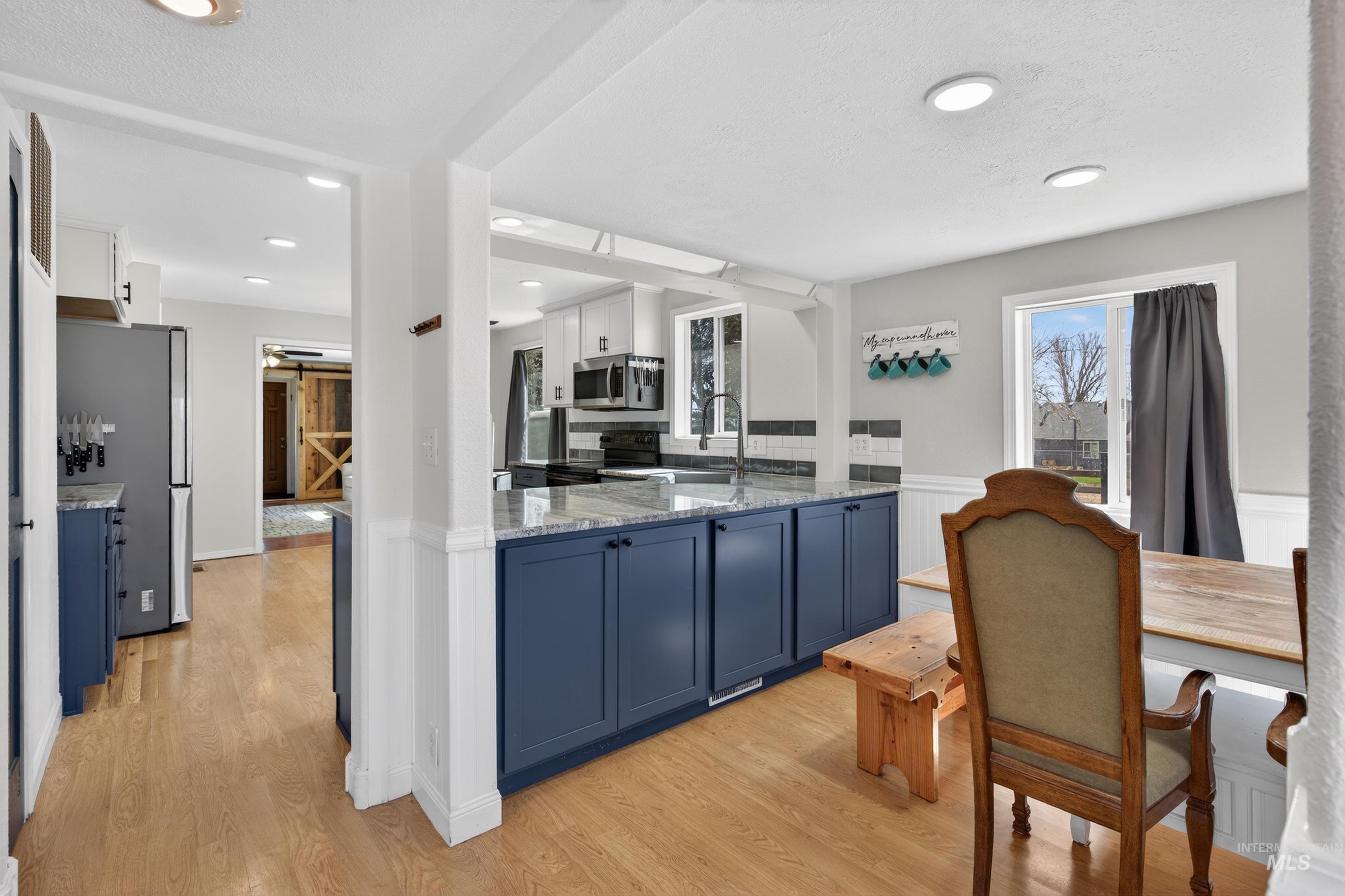 23466 Freezeout Rd, Caldwell, Idaho 83607, 3 Bedrooms, 3 Bathrooms, Residential For Sale, Price $825,000,MLS 98978075