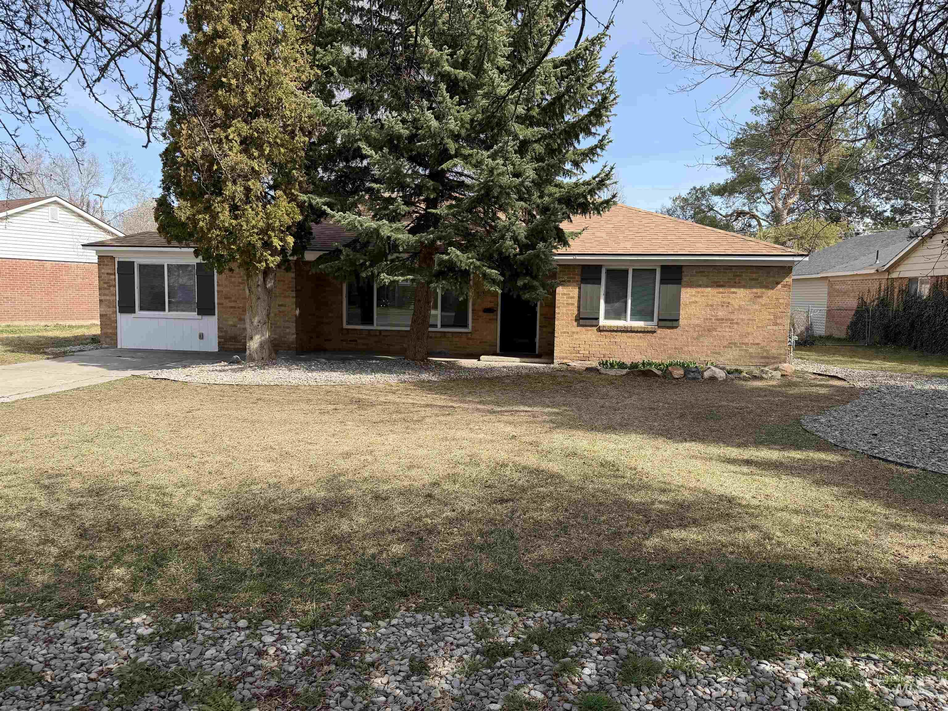 1805 Dorian Dr, Twin Falls, Idaho 83301, 4 Bedrooms, 2 Bathrooms, Residential For Sale, Price $325,000,MLS 98978076