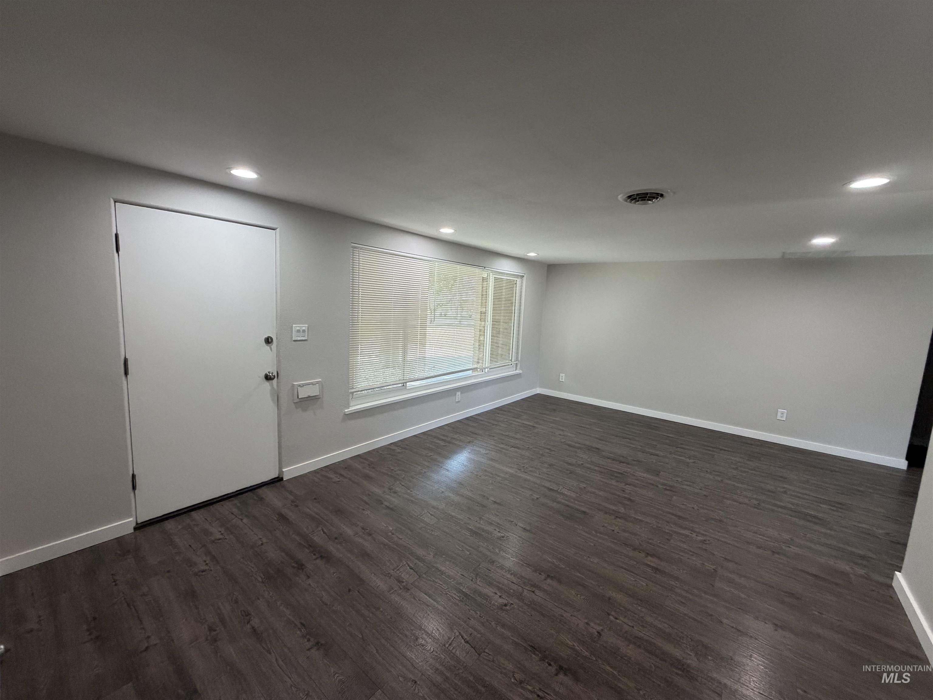 1805 Dorian Dr, Twin Falls, Idaho 83301, 4 Bedrooms, 2 Bathrooms, Residential For Sale, Price $325,000,MLS 98978076