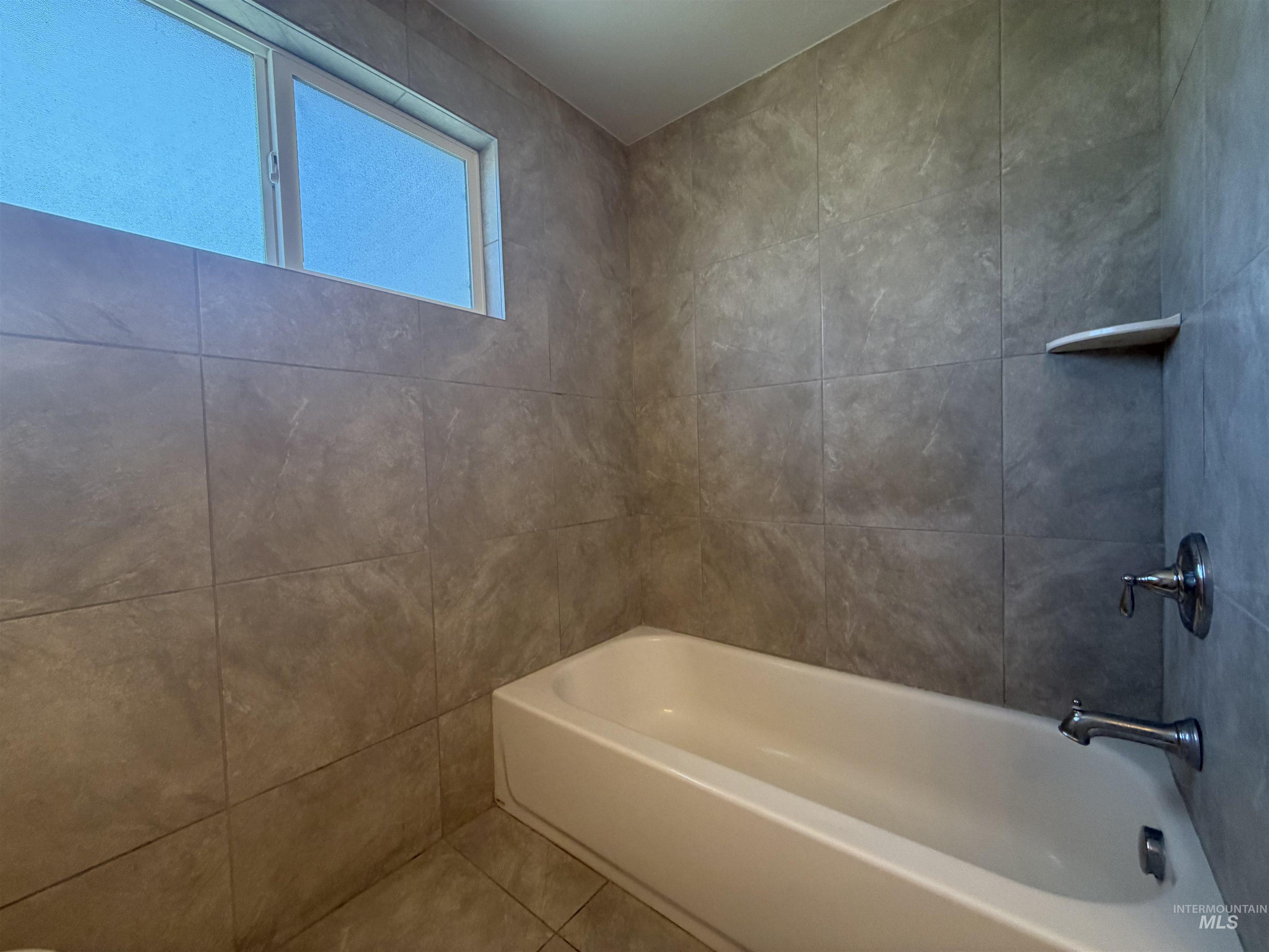 1805 Dorian Dr, Twin Falls, Idaho 83301, 4 Bedrooms, 2 Bathrooms, Residential For Sale, Price $325,000,MLS 98978076