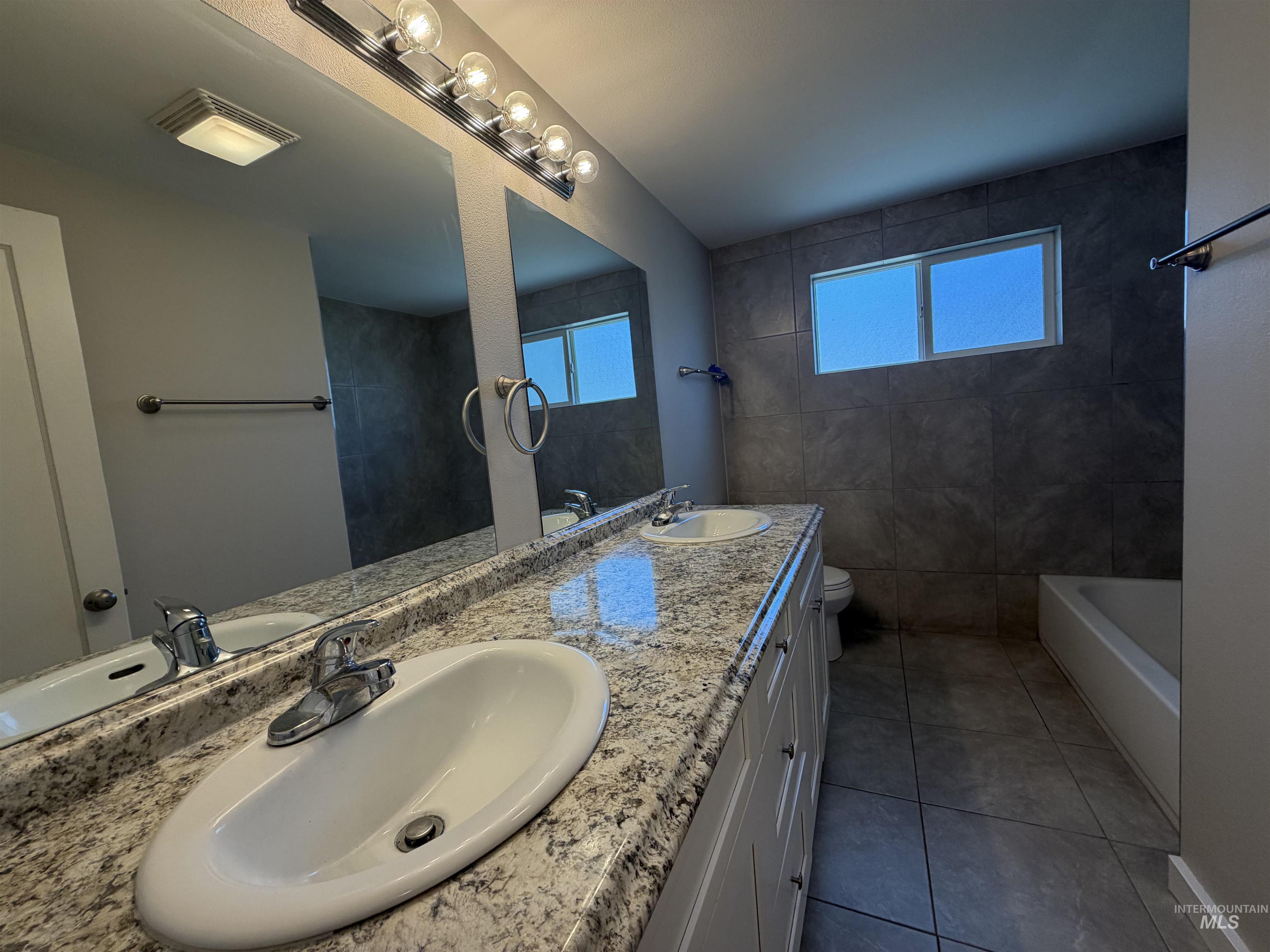 1805 Dorian Dr, Twin Falls, Idaho 83301, 4 Bedrooms, 2 Bathrooms, Residential For Sale, Price $325,000,MLS 98978076