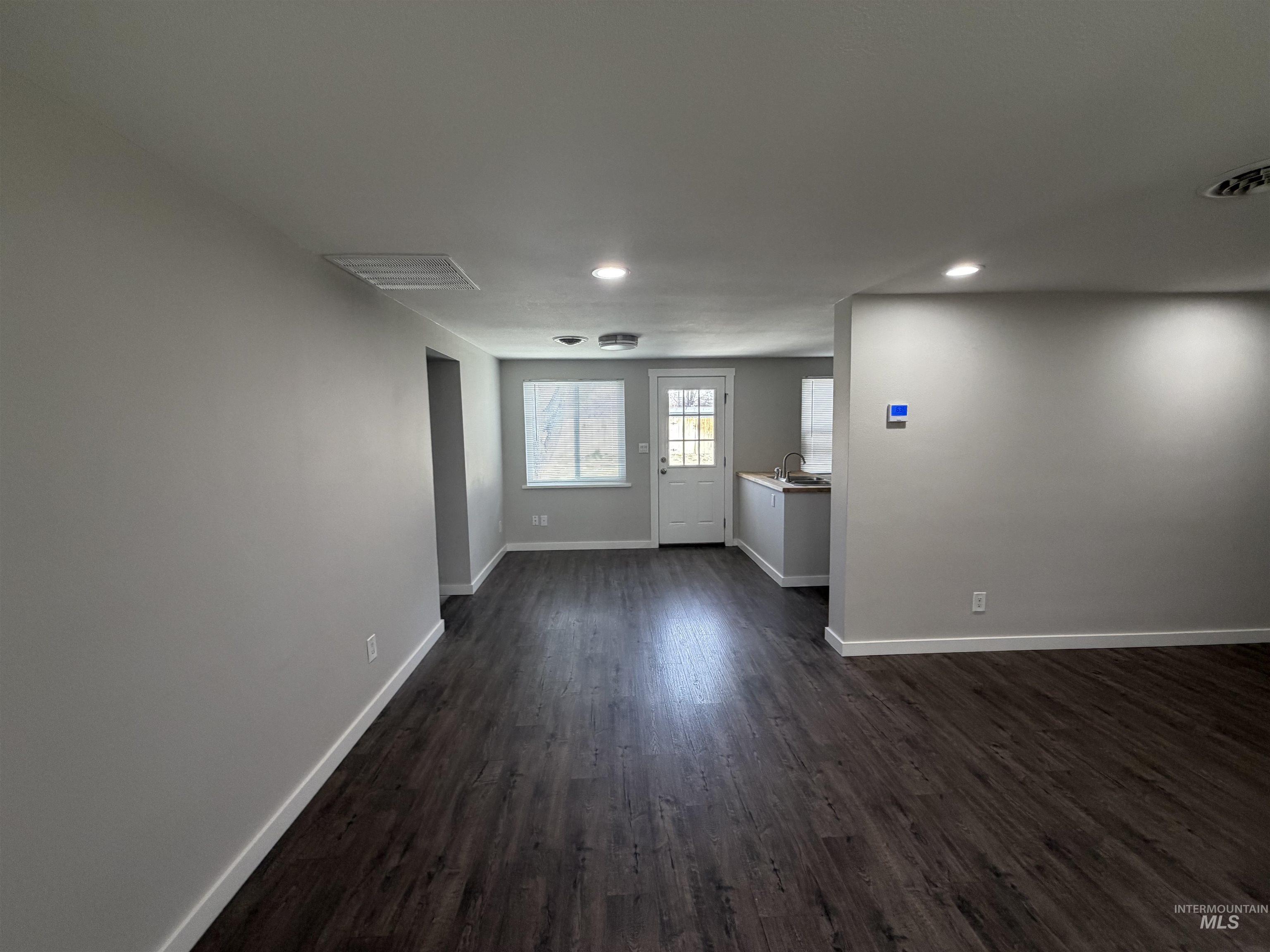 1805 Dorian Dr, Twin Falls, Idaho 83301, 4 Bedrooms, 2 Bathrooms, Residential For Sale, Price $325,000,MLS 98978076