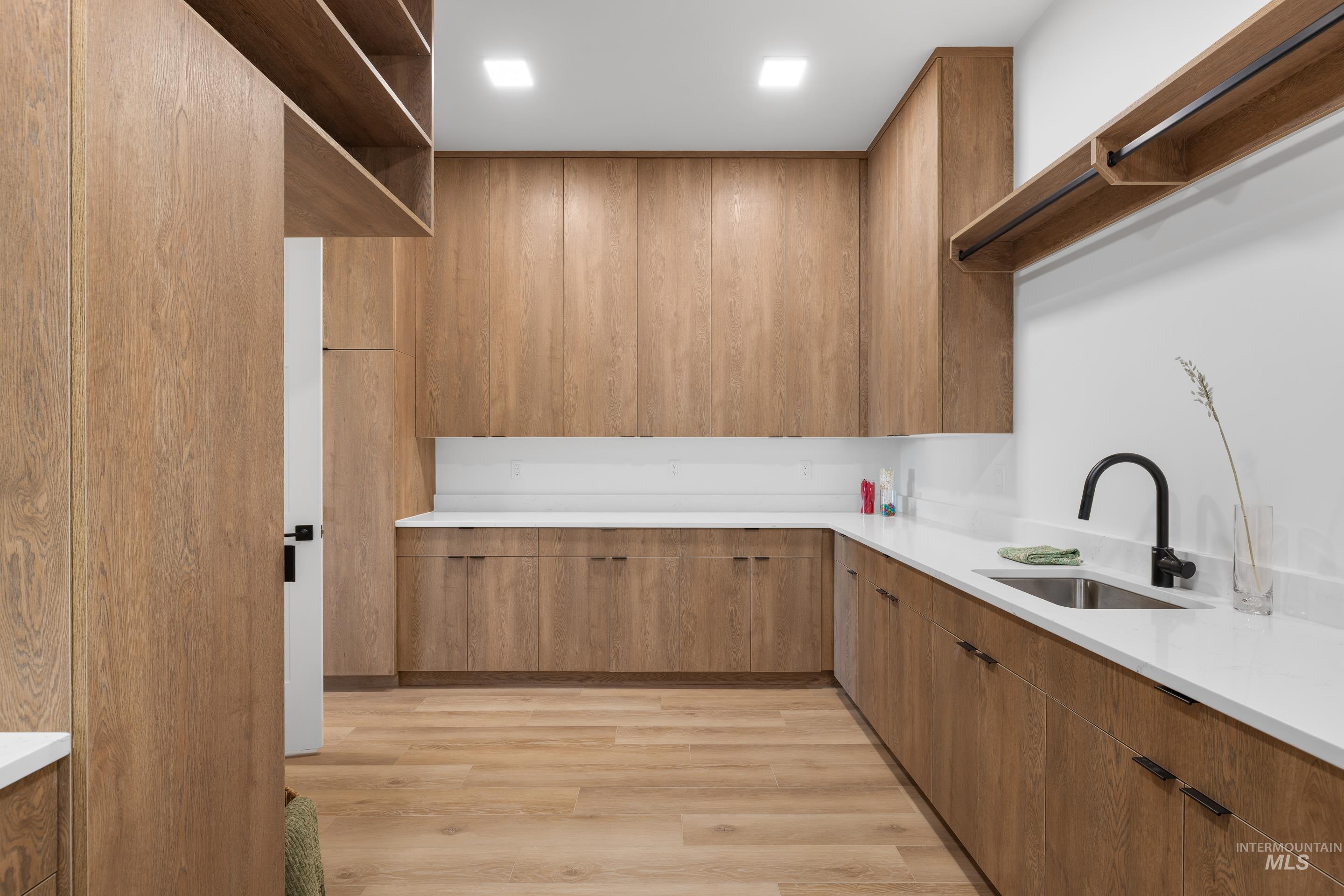 55 E State St, Eagle, Idaho 83616, 3 Bedrooms, 2.5 Bathrooms, Residential For Sale, Price $1,890,000,MLS 98978077