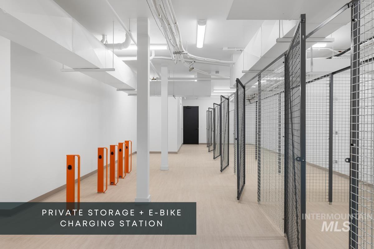 55 E State St, Eagle, Idaho 83616, 2 Bedrooms, 2 Bathrooms, Residential For Sale, Price $749,900, 98978078