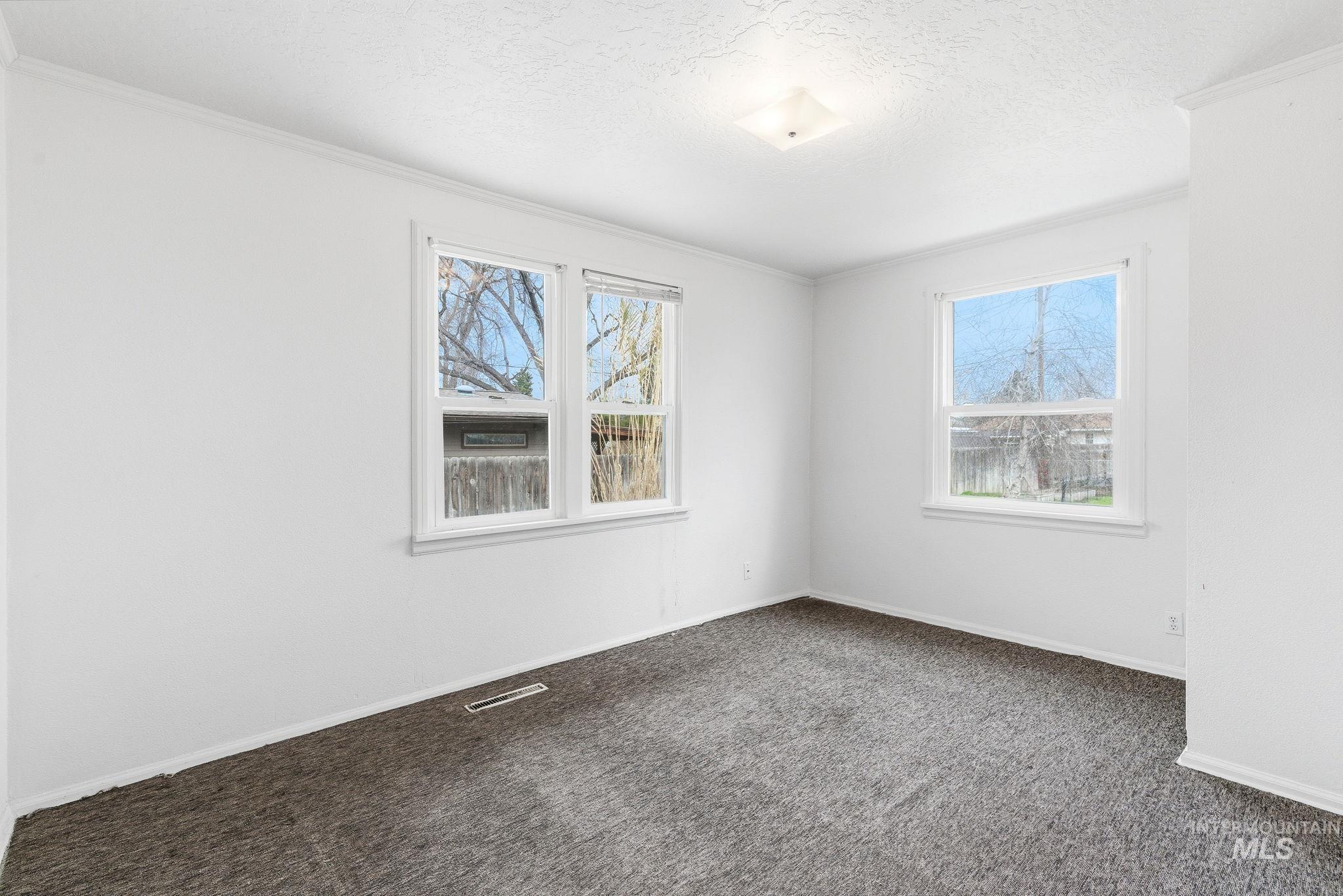 428 S Almond St, Nampa, Idaho 83686, 4 Bedrooms, 2 Bathrooms, Residential For Sale, Price $379,900, 98978079