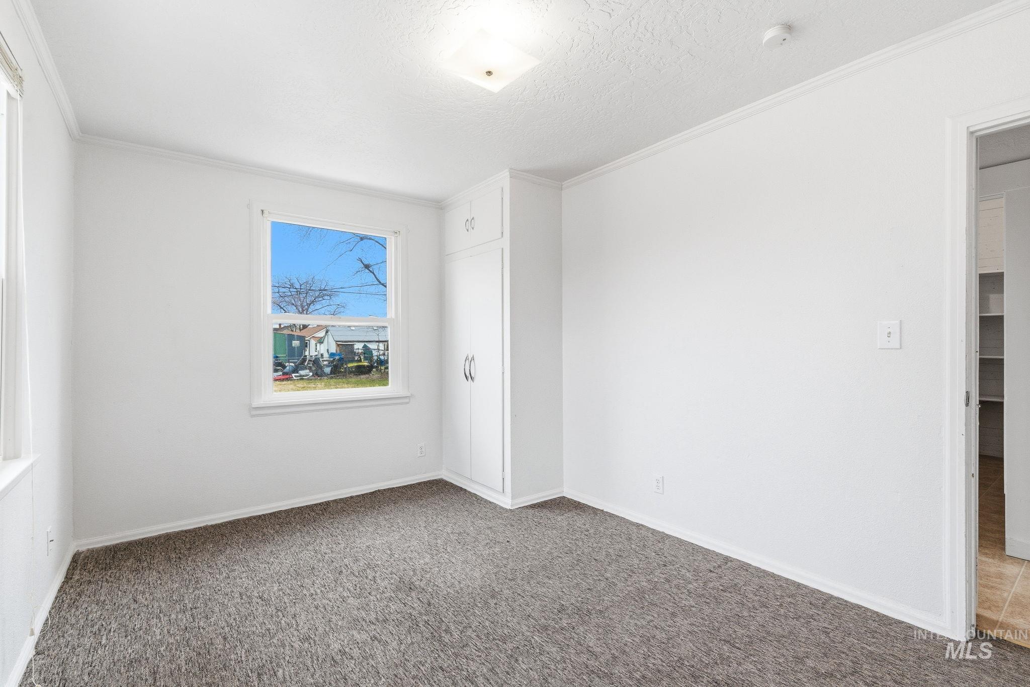 428 S Almond St, Nampa, Idaho 83686, 4 Bedrooms, 2 Bathrooms, Residential For Sale, Price $379,900, 98978079