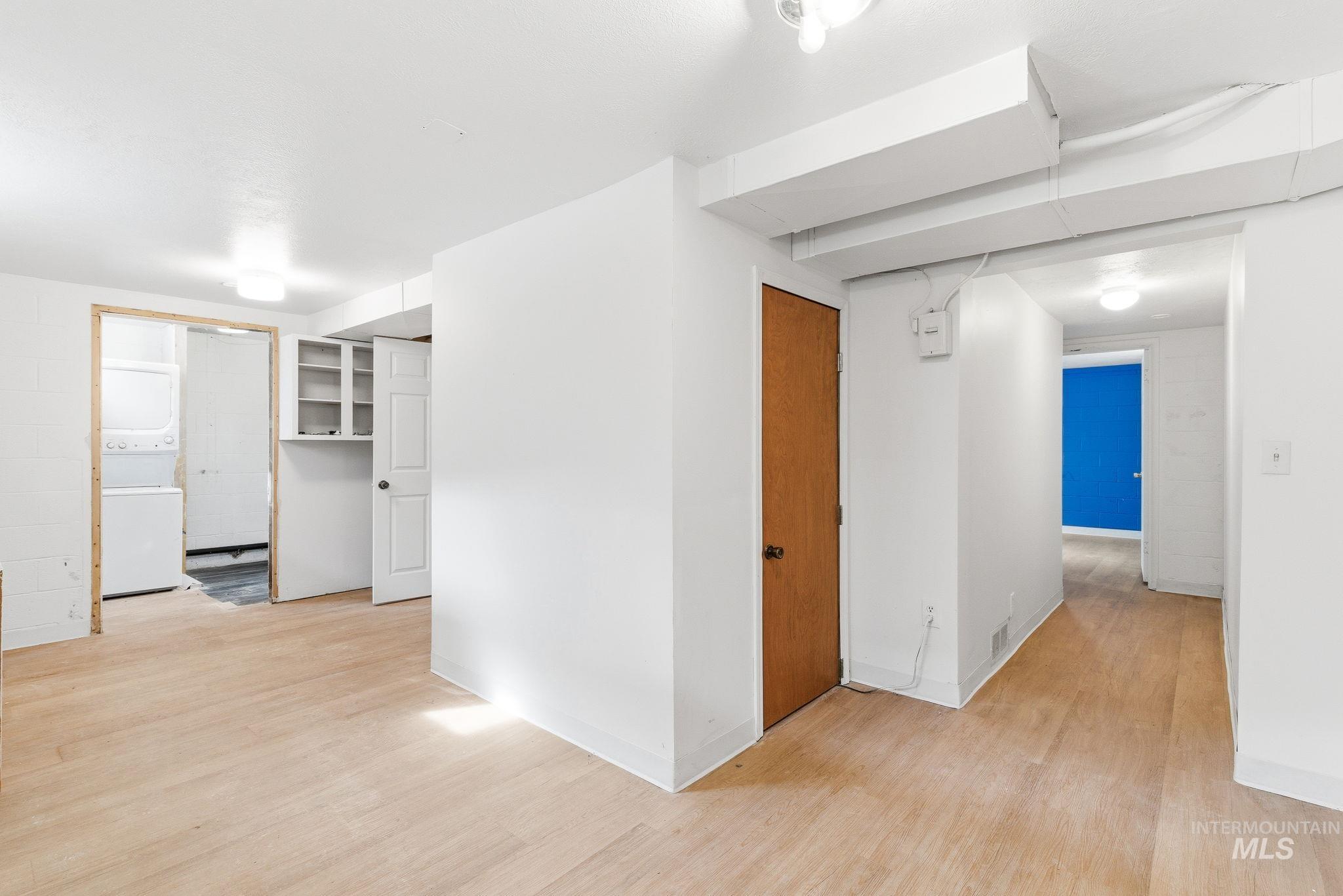 428 S Almond St, Nampa, Idaho 83686, 4 Bedrooms, 2 Bathrooms, Residential For Sale, Price $379,900, 98978079