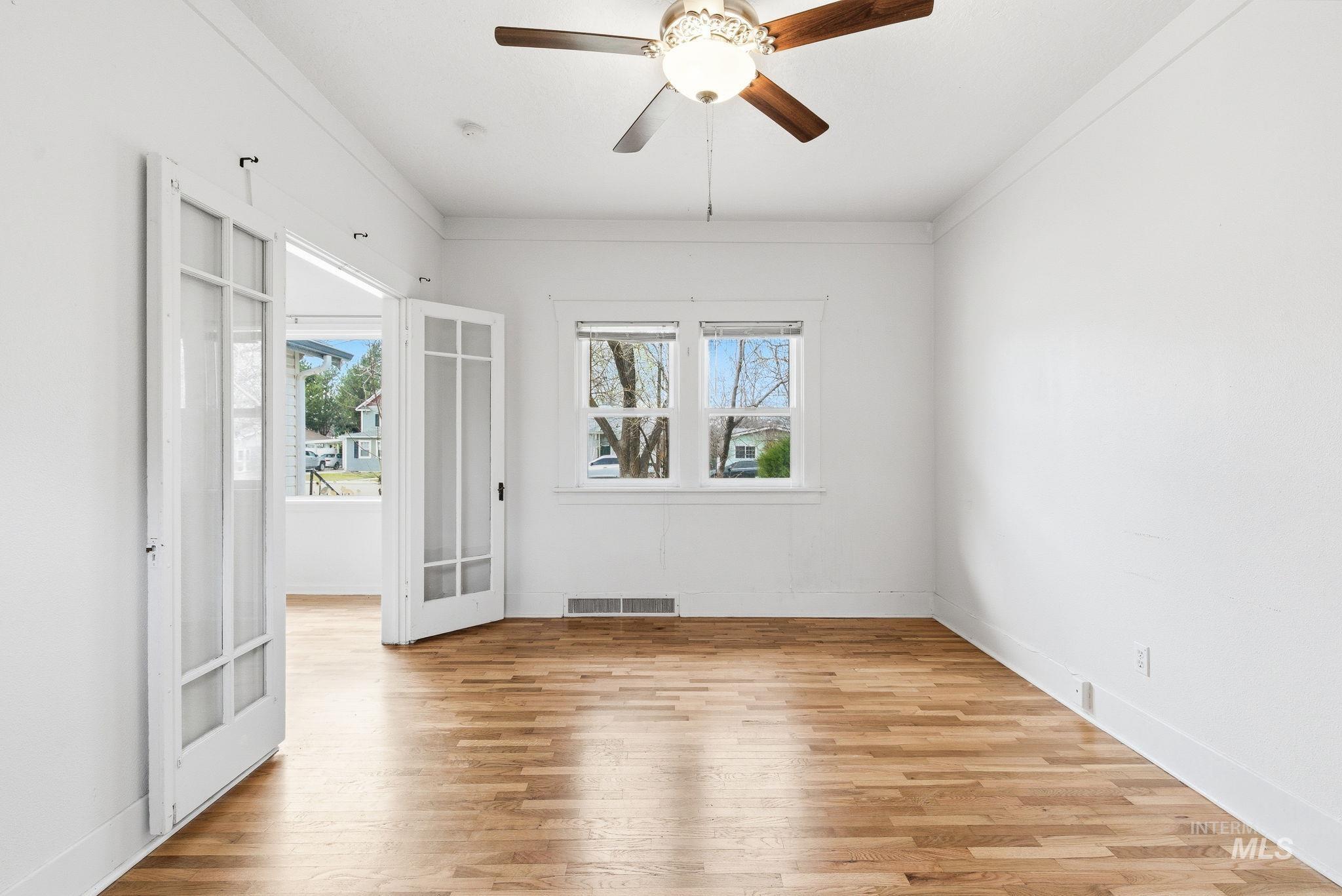 428 S Almond St, Nampa, Idaho 83686, 4 Bedrooms, 2 Bathrooms, Residential For Sale, Price $379,900, 98978079