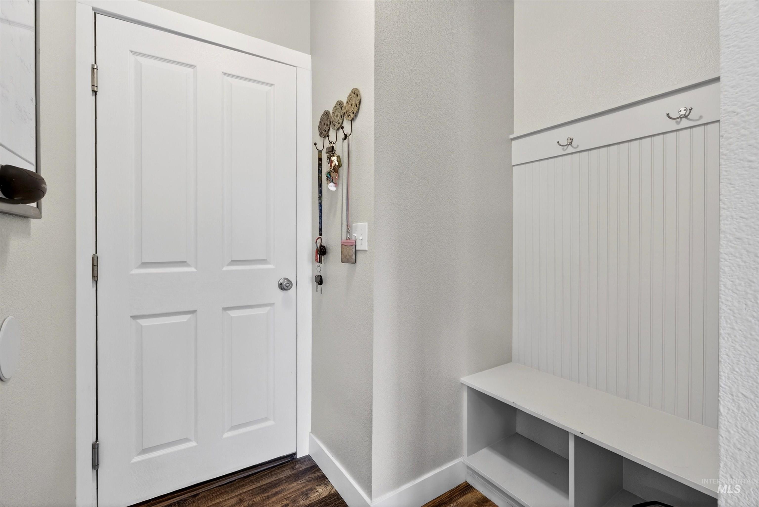 1110 N Finsbury Ave., Star, Idaho 83669, 4 Bedrooms, 3 Bathrooms, Residential For Sale, Price $514,900,MLS 98978080