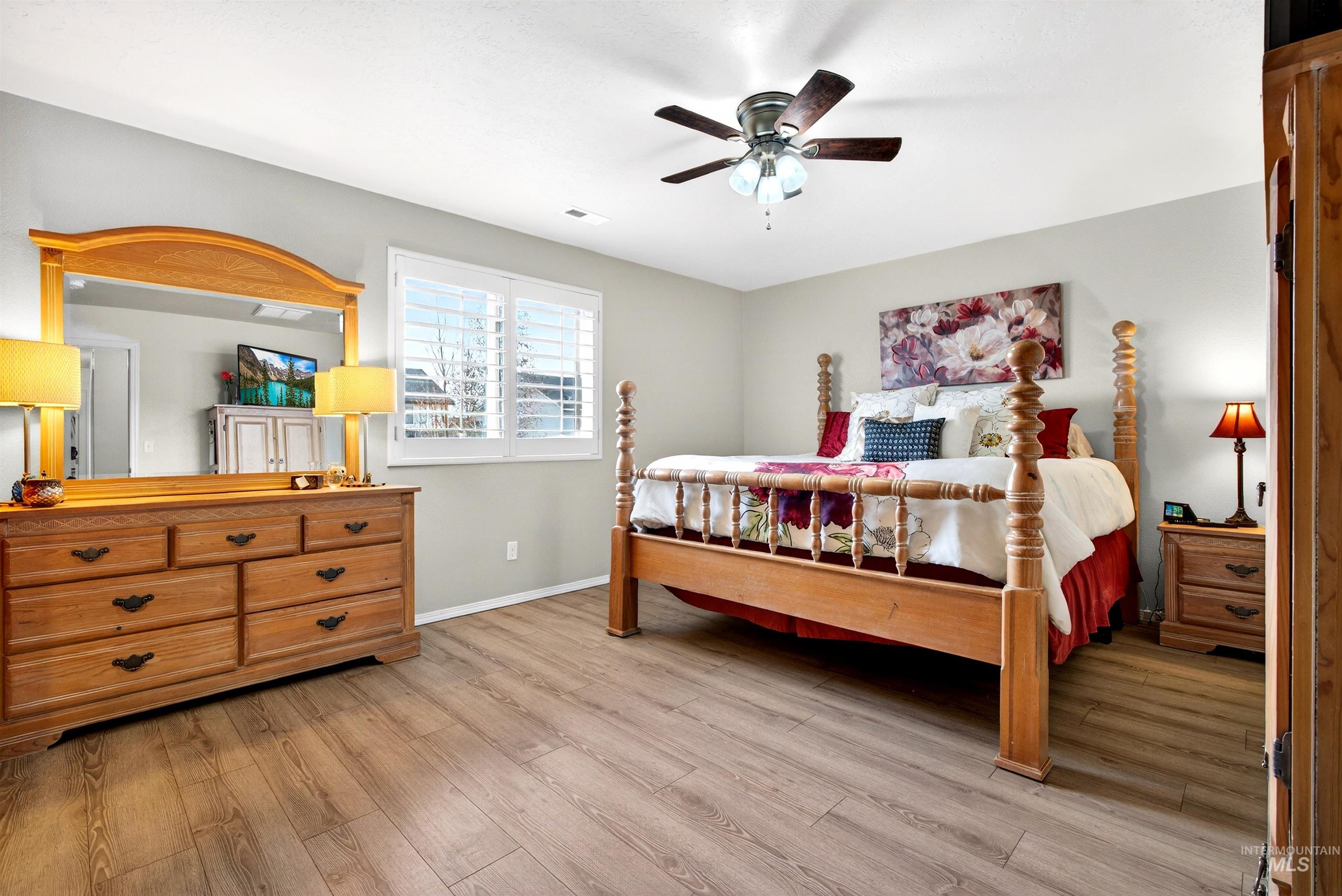 1110 N Finsbury Ave., Star, Idaho 83669, 4 Bedrooms, 3 Bathrooms, Residential For Sale, Price $514,900,MLS 98978080