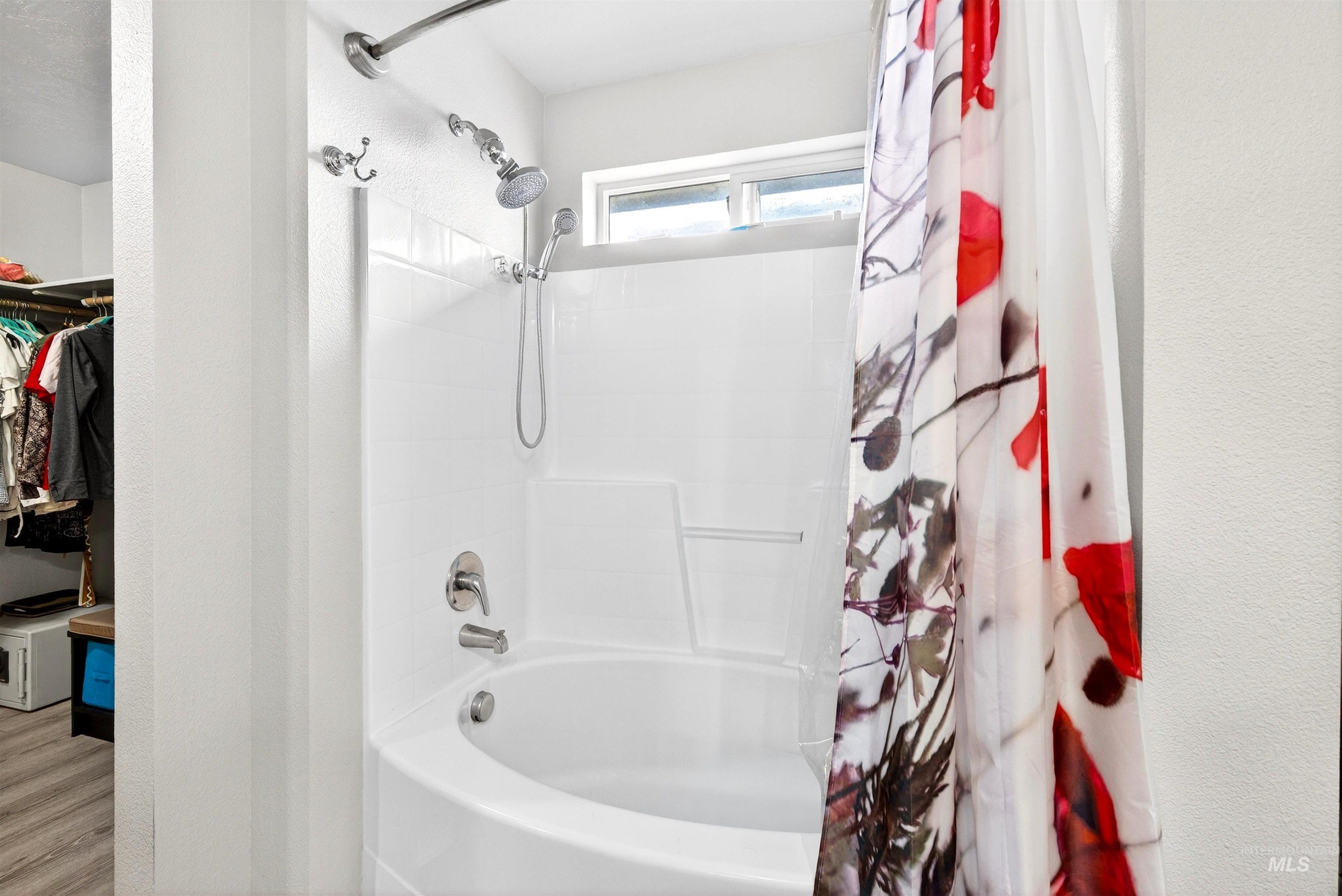 1110 N Finsbury Ave., Star, Idaho 83669, 4 Bedrooms, 3 Bathrooms, Residential For Sale, Price $514,900,MLS 98978080