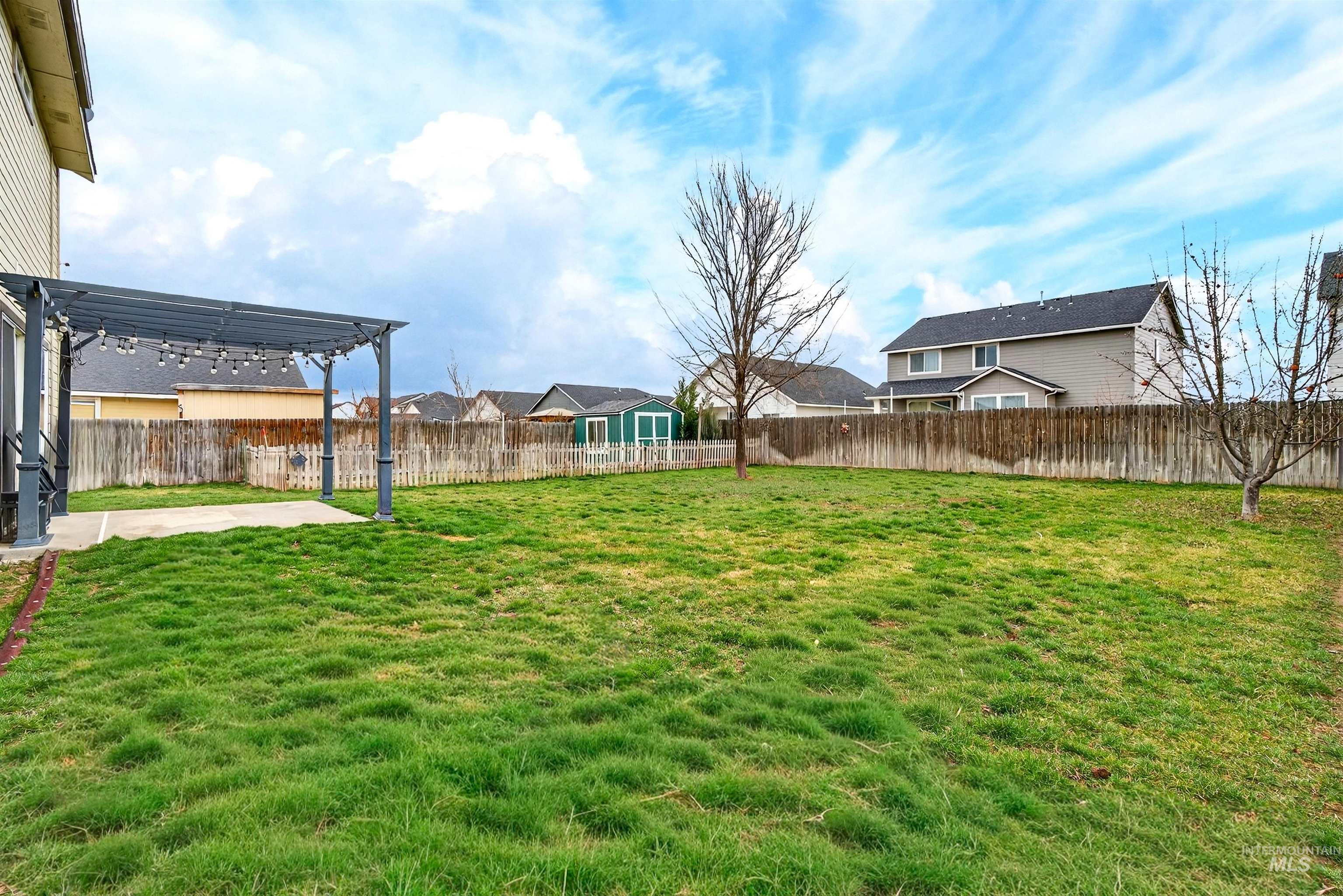 1110 N Finsbury Ave., Star, Idaho 83669, 4 Bedrooms, 3 Bathrooms, Residential For Sale, Price $514,900,MLS 98978080