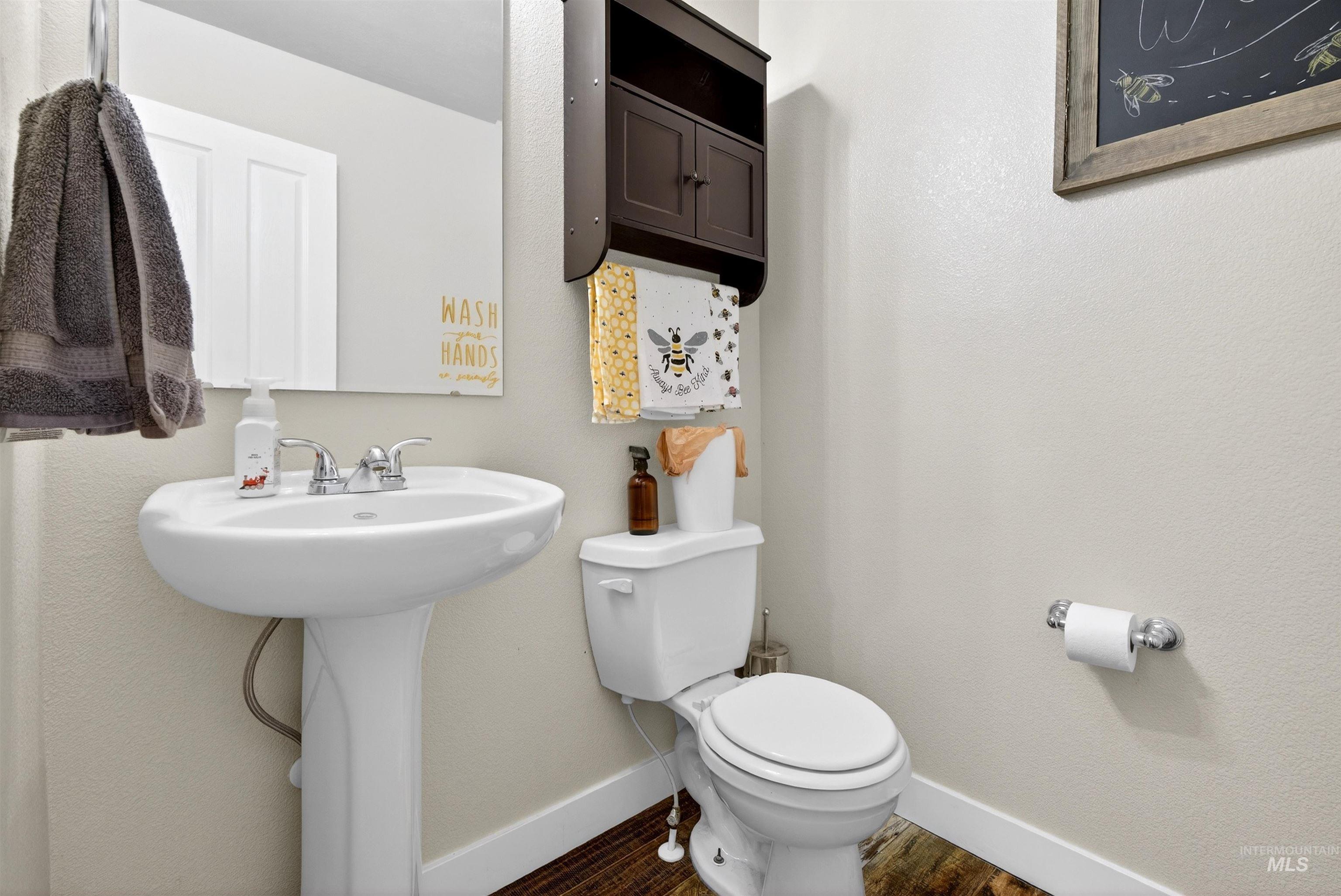 1110 N Finsbury Ave., Star, Idaho 83669, 4 Bedrooms, 3 Bathrooms, Residential For Sale, Price $514,900,MLS 98978080