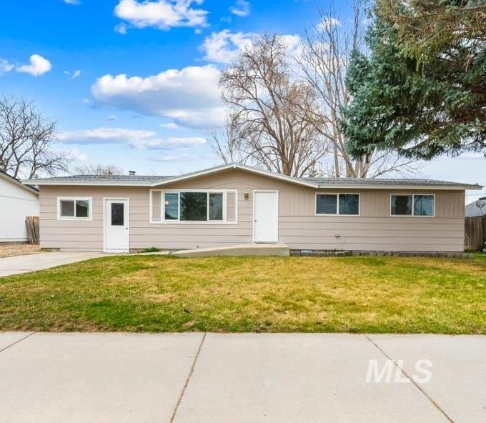456 N School, Kuna, Idaho 83634, 3 Bedrooms, 1 Bathroom, Residential For Sale, Price $350,000,MLS 98978081