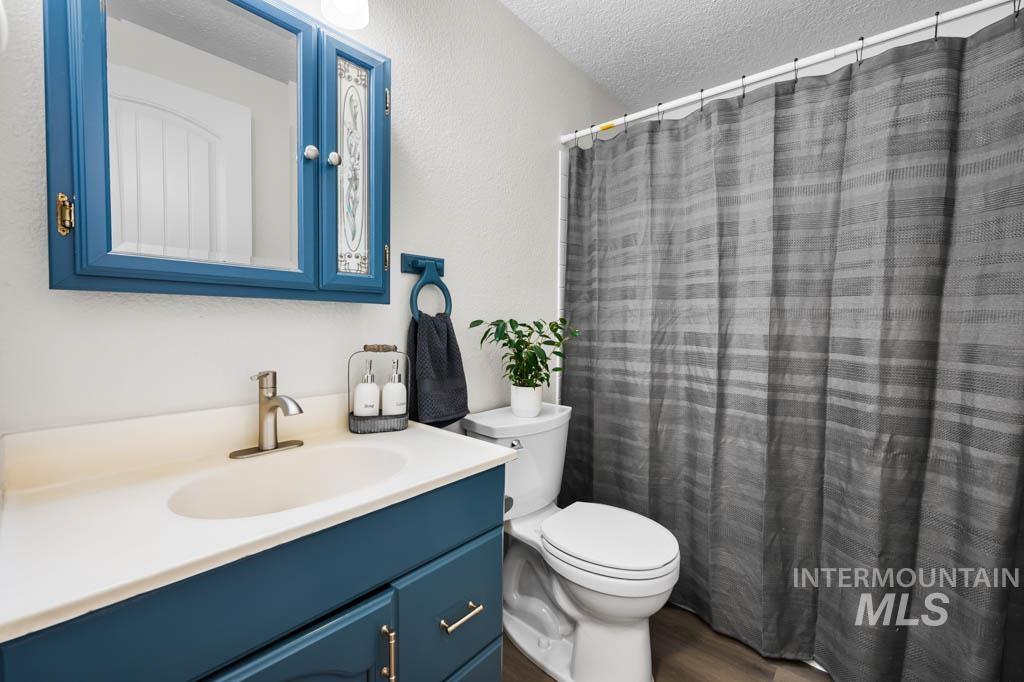 456 N School, Kuna, Idaho 83634, 3 Bedrooms, 1 Bathroom, Residential For Sale, Price $350,000, 98978081