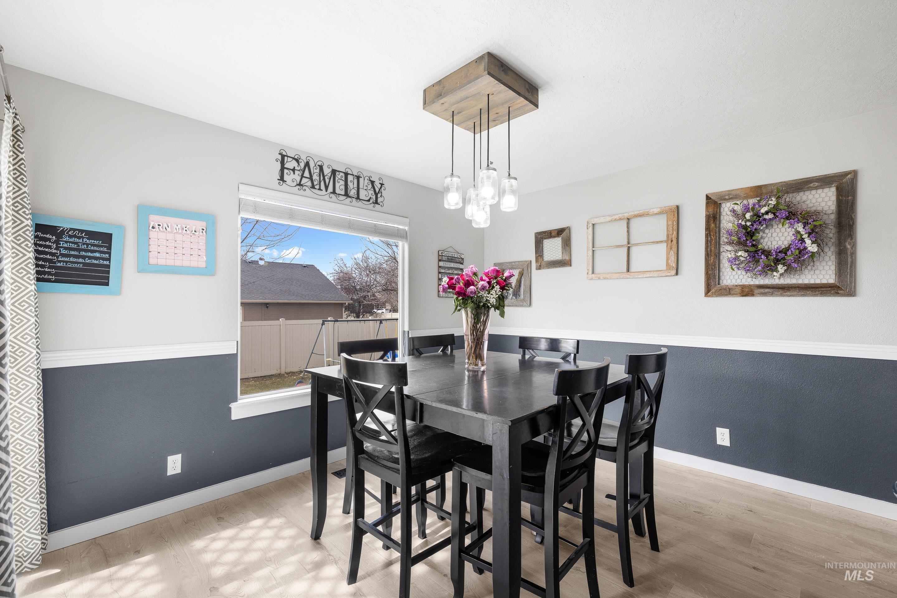 2223 N Maroon Ave, Kuna, Idaho 83634, 5 Bedrooms, 2.5 Bathrooms, Residential For Sale, Price $564,900, 98978082