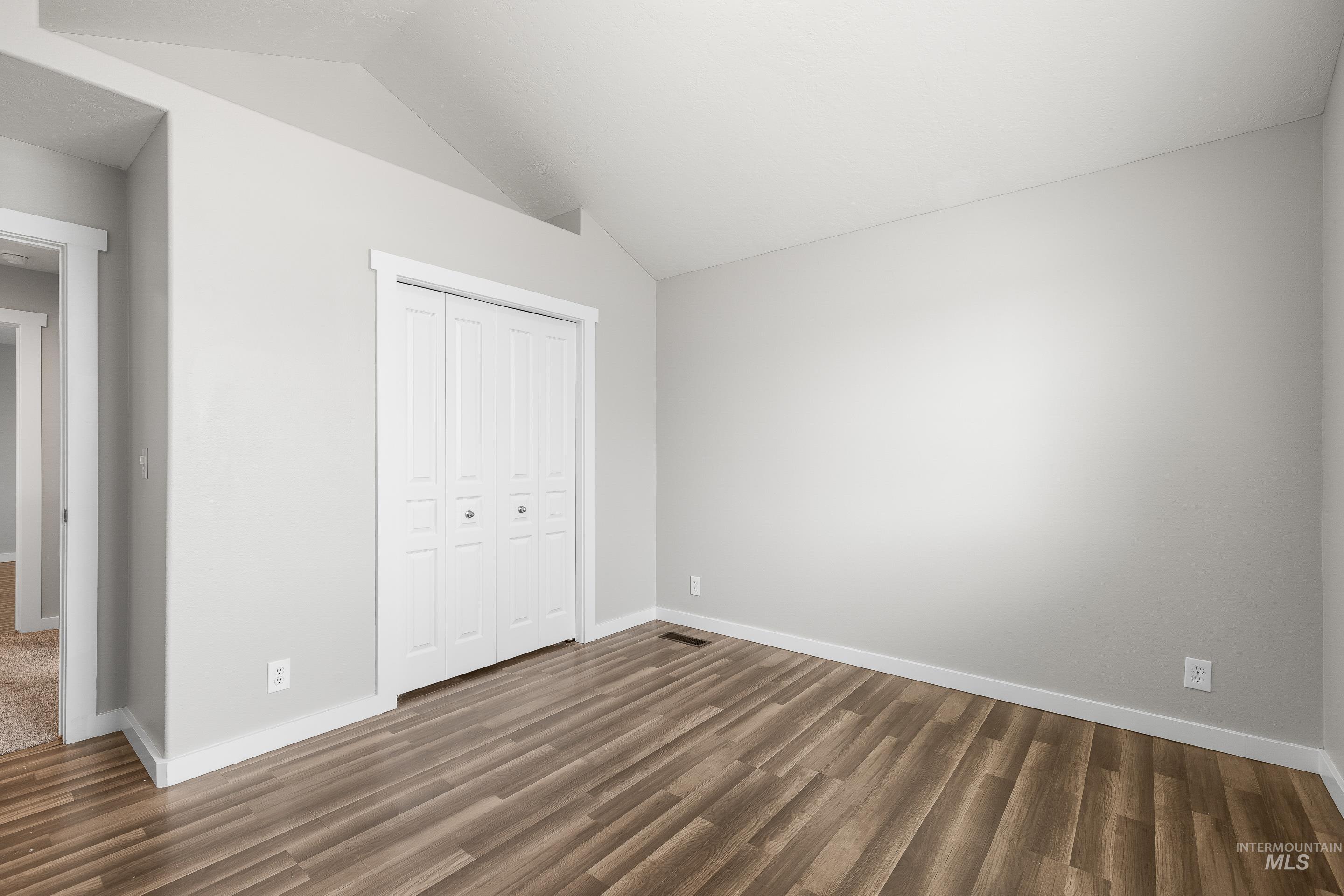 2223 N Maroon Ave, Kuna, Idaho 83634, 5 Bedrooms, 2.5 Bathrooms, Residential For Sale, Price $564,900, 98978082