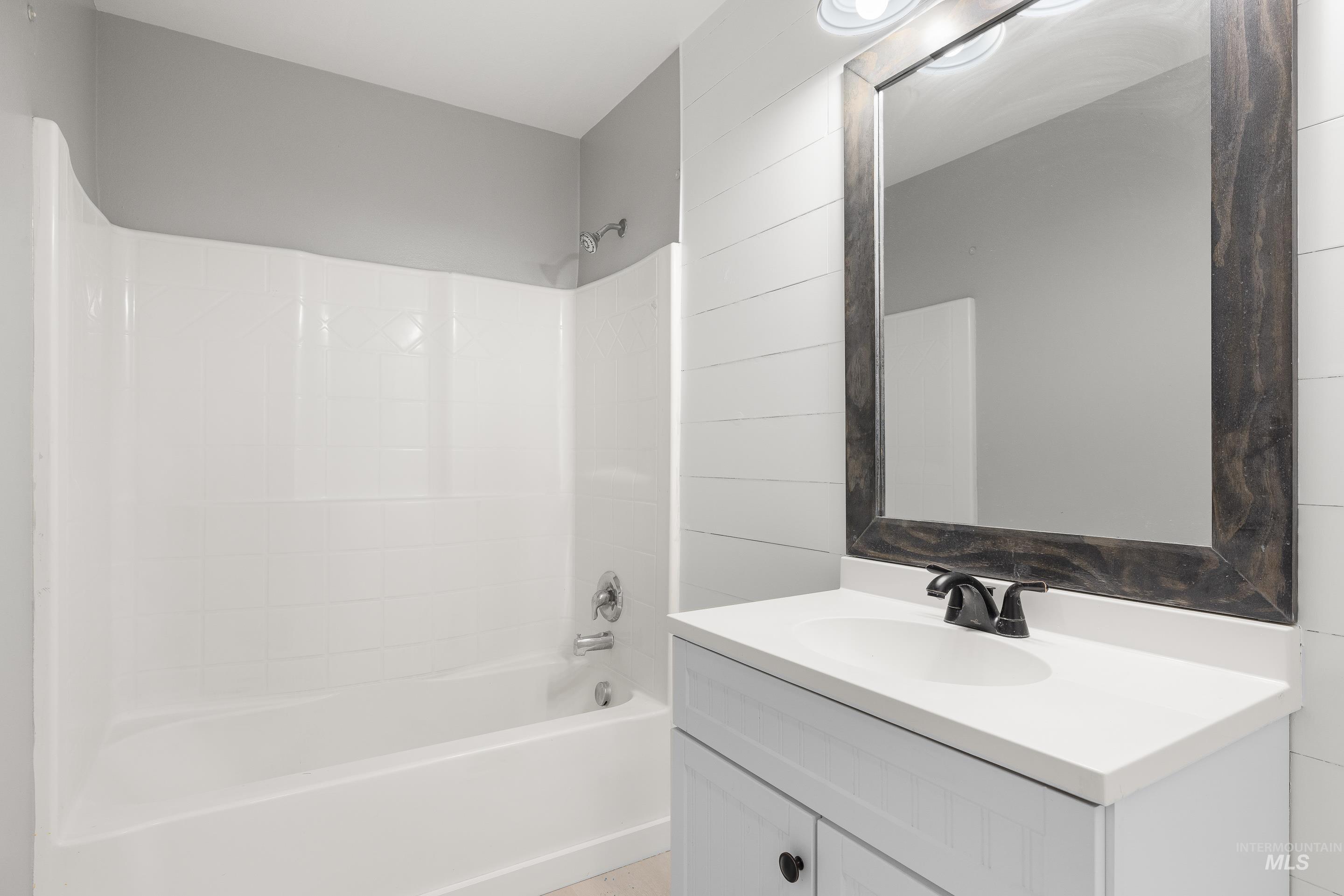 2223 N Maroon Ave, Kuna, Idaho 83634, 5 Bedrooms, 2.5 Bathrooms, Residential For Sale, Price $564,900, 98978082