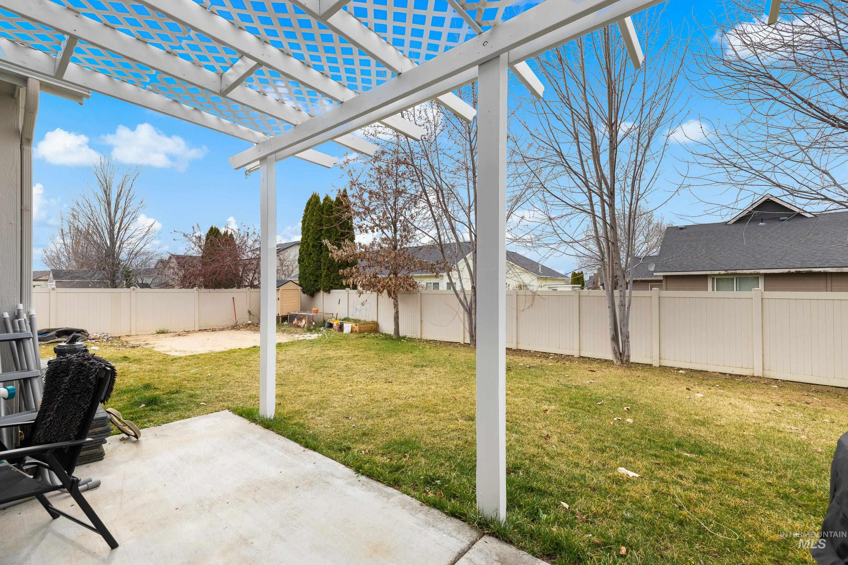 2223 N Maroon Ave, Kuna, Idaho 83634, 5 Bedrooms, 2.5 Bathrooms, Residential For Sale, Price $549,900,MLS 98978082