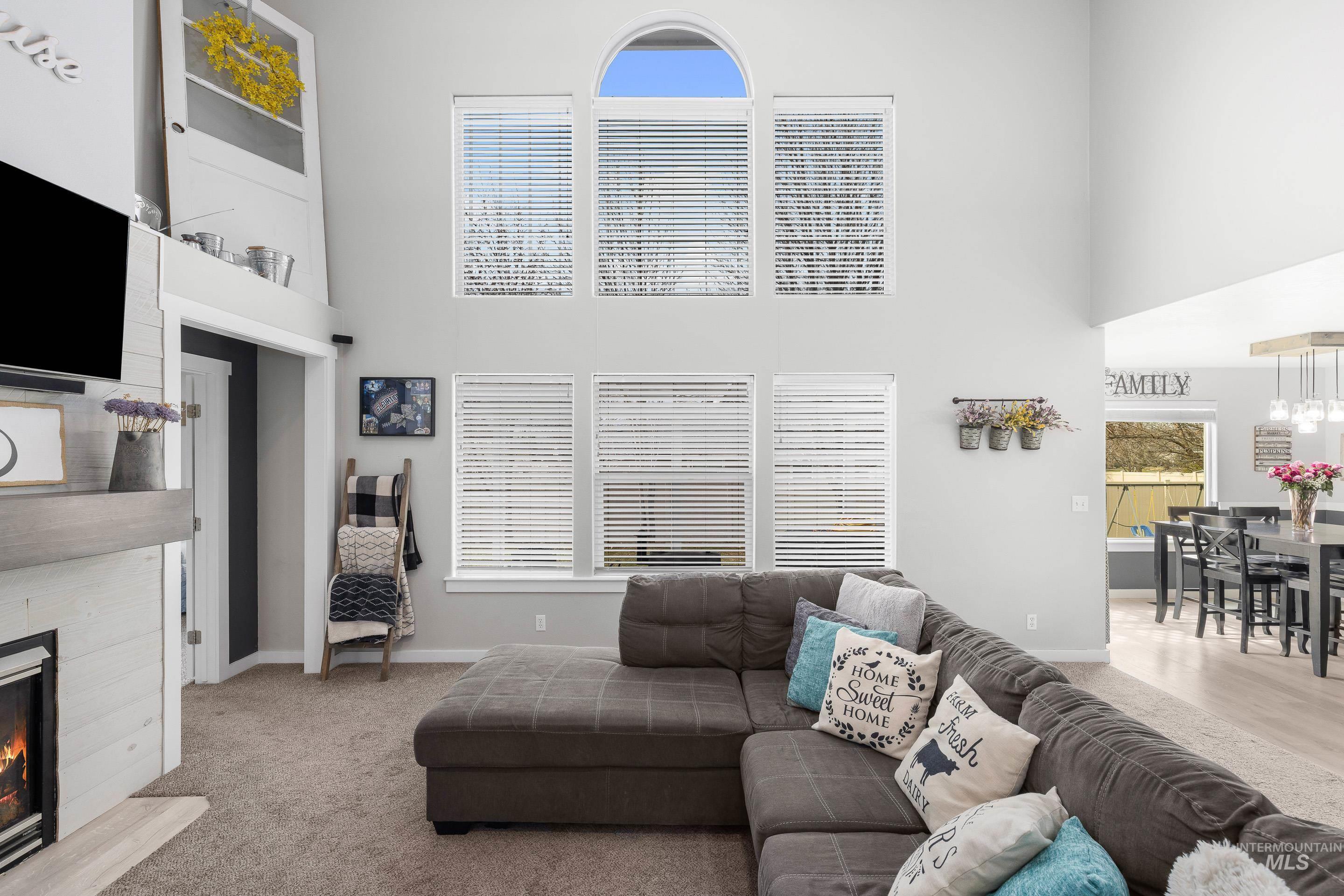 2223 N Maroon Ave, Kuna, Idaho 83634, 5 Bedrooms, 2.5 Bathrooms, Residential For Sale, Price $564,900, 98978082