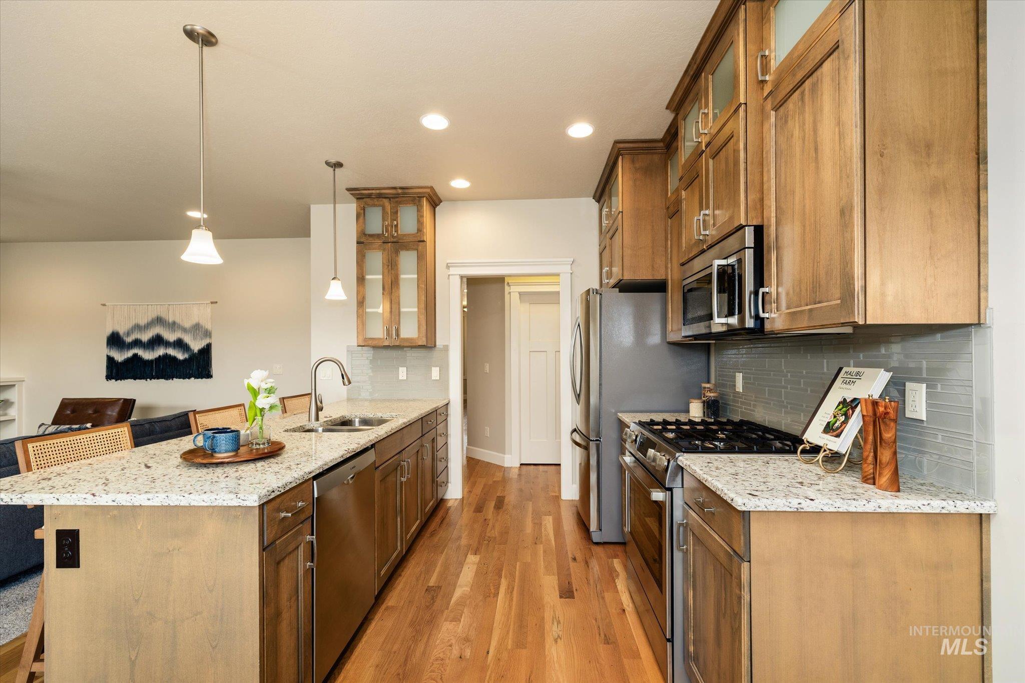 9805 W Wildbranch Dr, Star, Idaho 83669, 3 Bedrooms, 2 Bathrooms, Residential For Sale, Price $524,900, 98978084