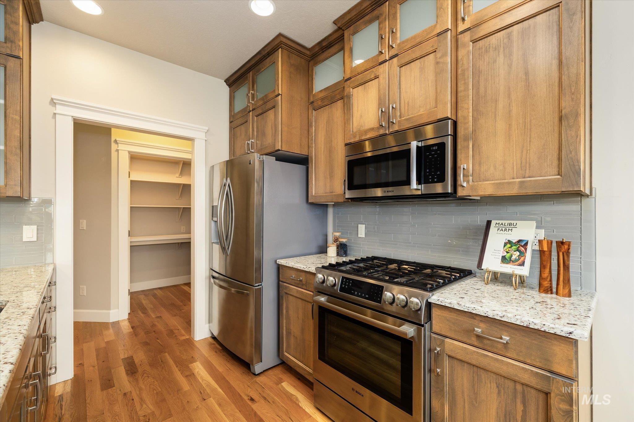 9805 W Wildbranch Dr, Star, Idaho 83669, 3 Bedrooms, 2 Bathrooms, Residential For Sale, Price $524,900, 98978084