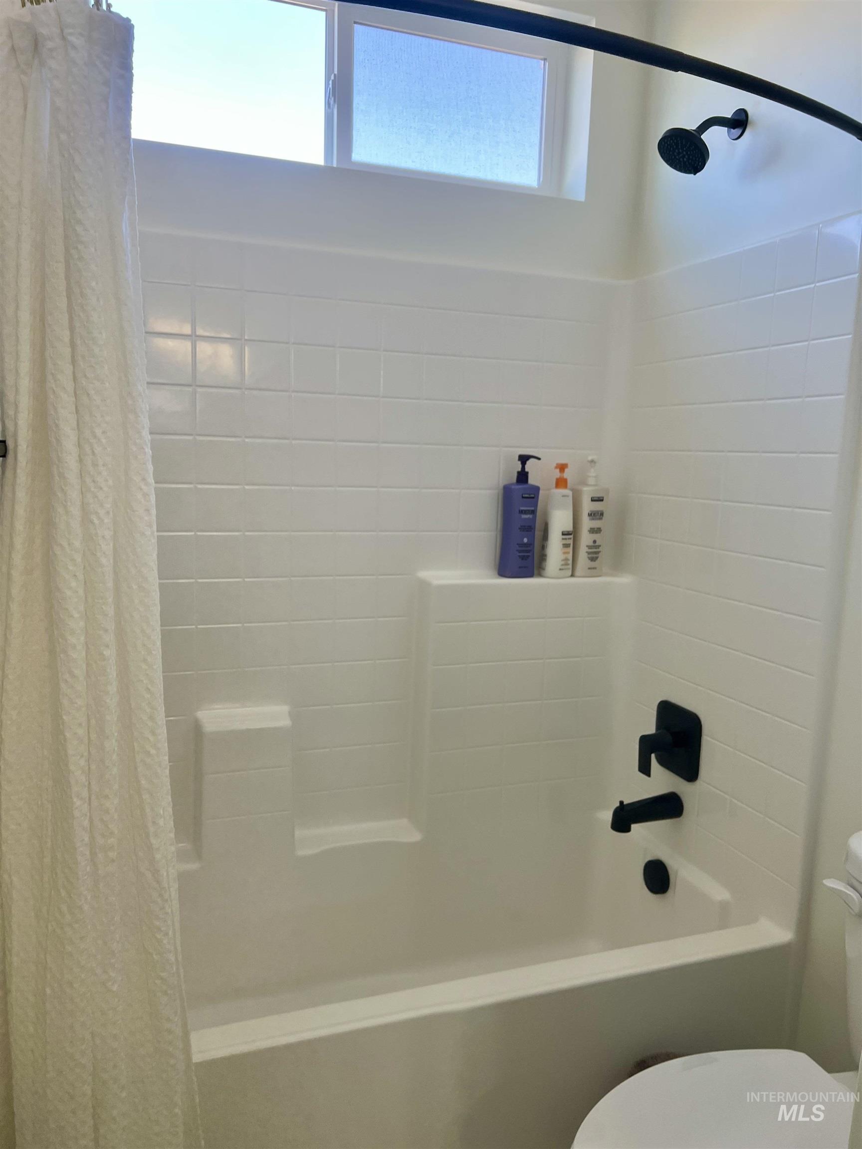 11224 White River St., Caldwell, Idaho 83605, 4 Bedrooms, 2.5 Bathrooms, Residential For Sale, Price $534,900, 98978085