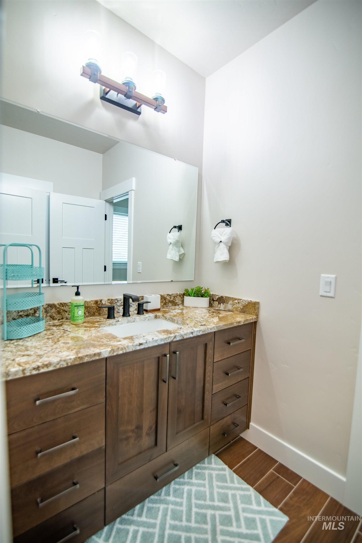 11236 White River St., Caldwell, Idaho 83605, 4 Bedrooms, 3 Bathrooms, Residential For Sale, Price $539,900, 98978086