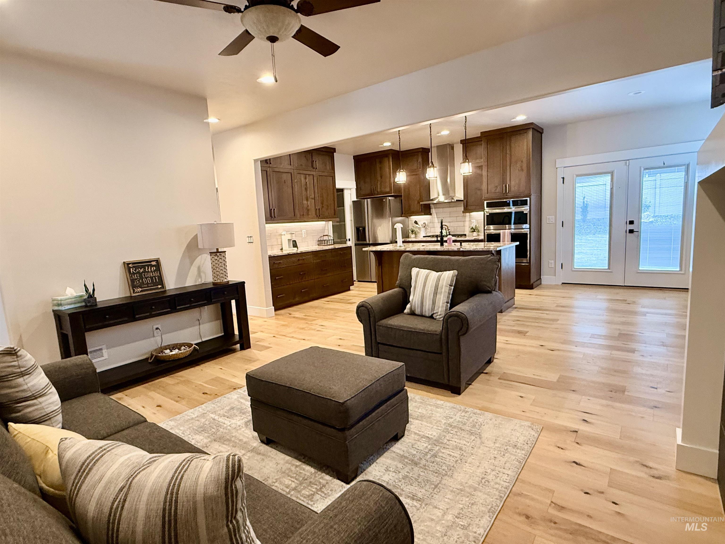 11236 White River St., Caldwell, Idaho 83605, 4 Bedrooms, 3 Bathrooms, Residential For Sale, Price $539,900, 98978086