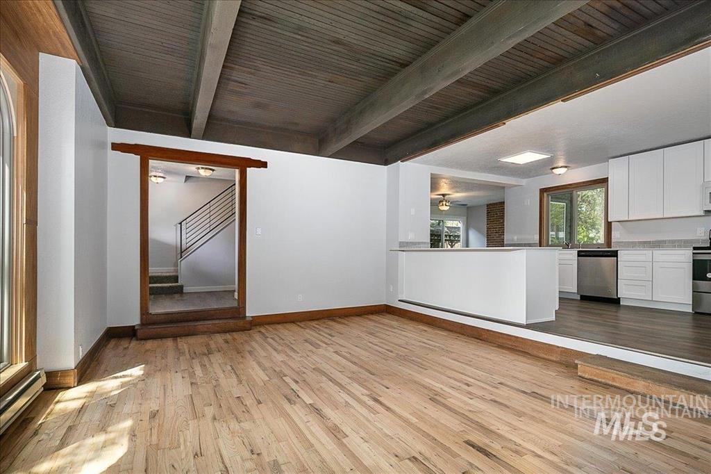 2304 N Montana Avenue, Caldwell, Idaho 83605, Residential Income For Sale, Price $950,000, 98978090