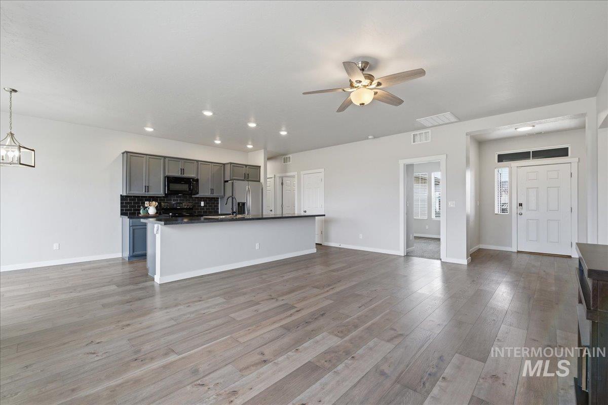 2850 N Iditarod Way, Kuna, Idaho 83634, 4 Bedrooms, 2 Bathrooms, Residential For Sale, Price $459,900, 98978092