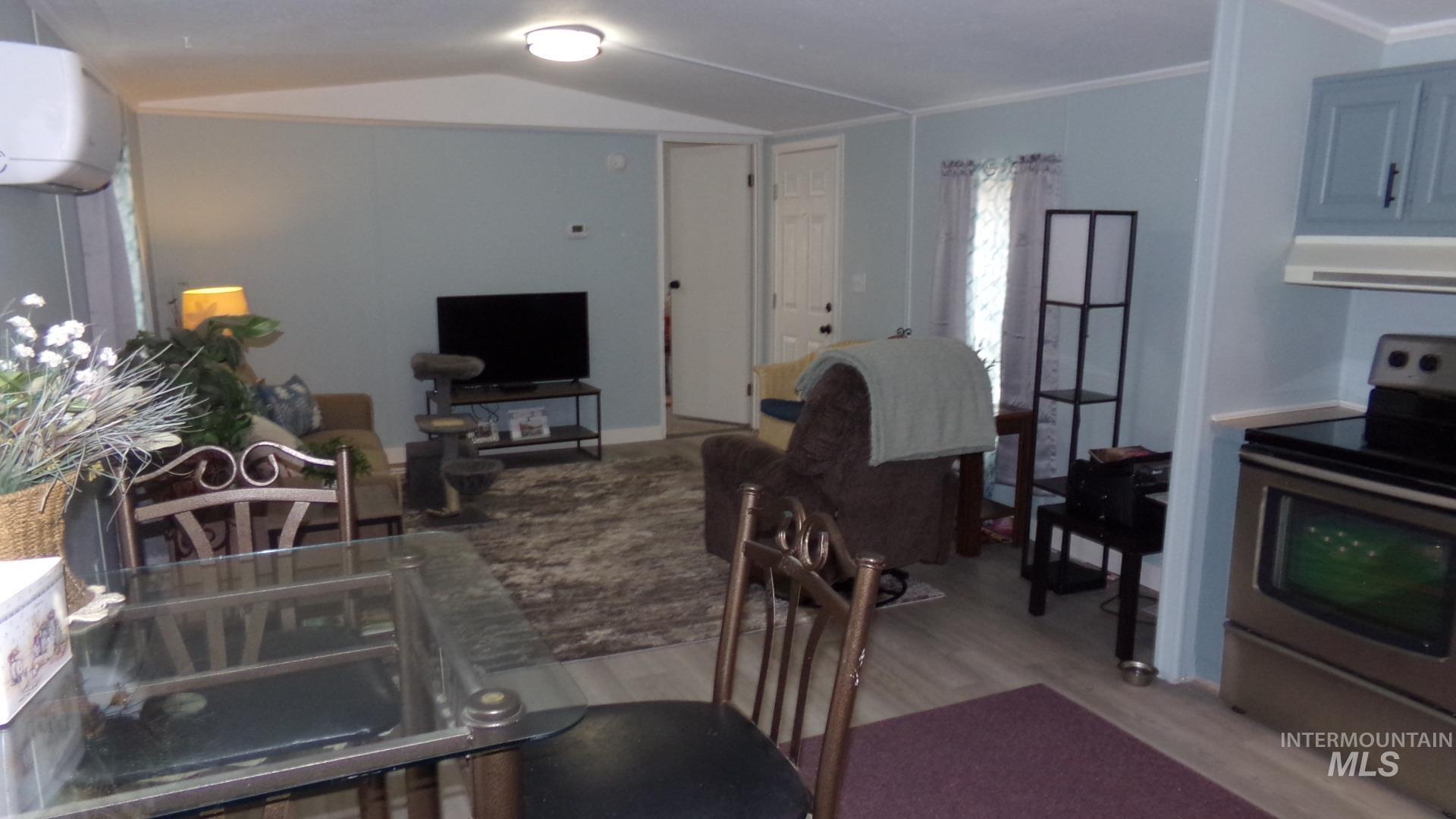 631 Preston, Lewiston, Idaho 83501, 2 Bedrooms, 1 Bathroom, Residential For Sale, Price $83,500,MLS 98978094