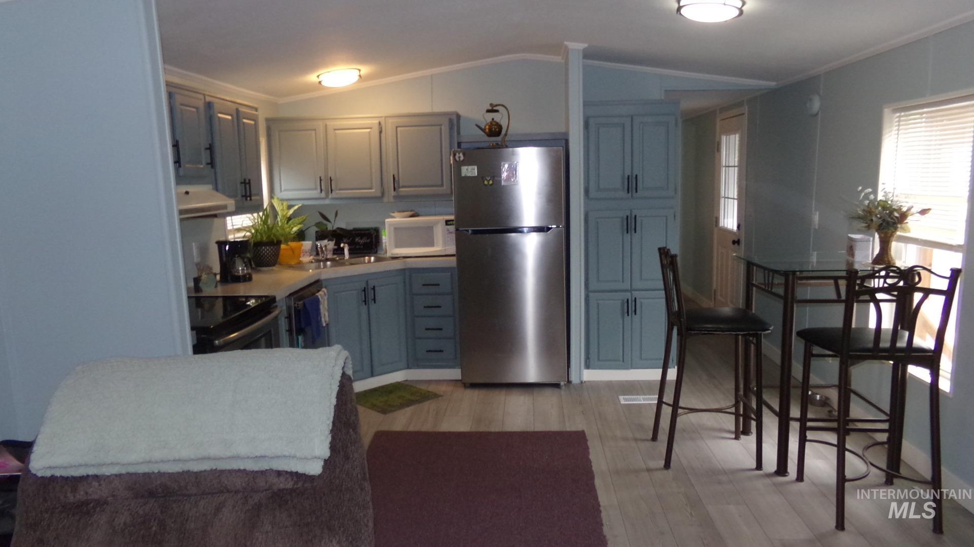 631 Preston, Lewiston, Idaho 83501, 2 Bedrooms, 1 Bathroom, Residential For Sale, Price $83,500,MLS 98978094