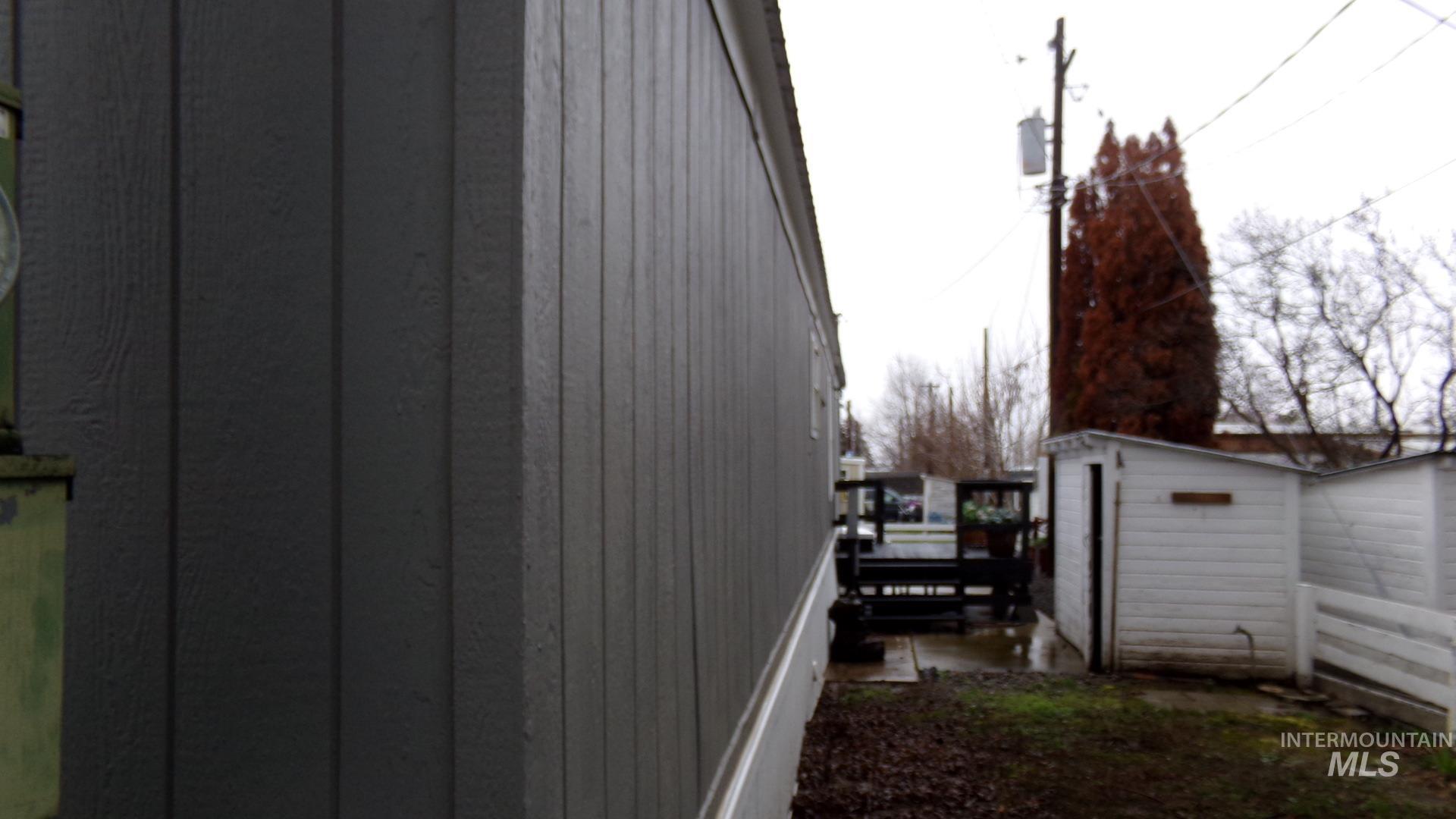 631 Preston, Lewiston, Idaho 83501, 2 Bedrooms, 1 Bathroom, Residential For Sale, Price $83,500,MLS 98978094