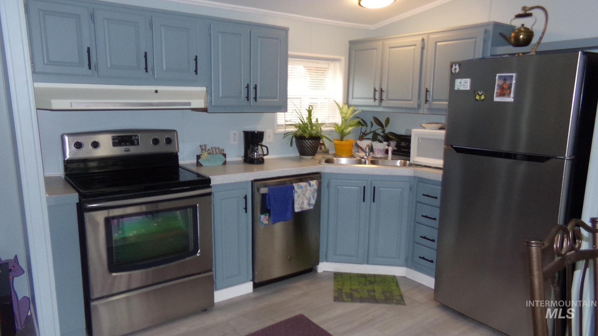 631 Preston, Lewiston, Idaho 83501, 2 Bedrooms, 1 Bathroom, Residential For Sale, Price $83,500,MLS 98978094