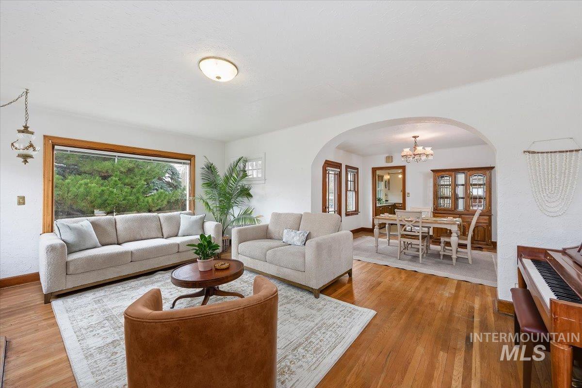 311 Fillmore, Twin Falls, Idaho 83301, 3 Bedrooms, 1.5 Bathrooms, Residential For Sale, Price $417,000, 98978099