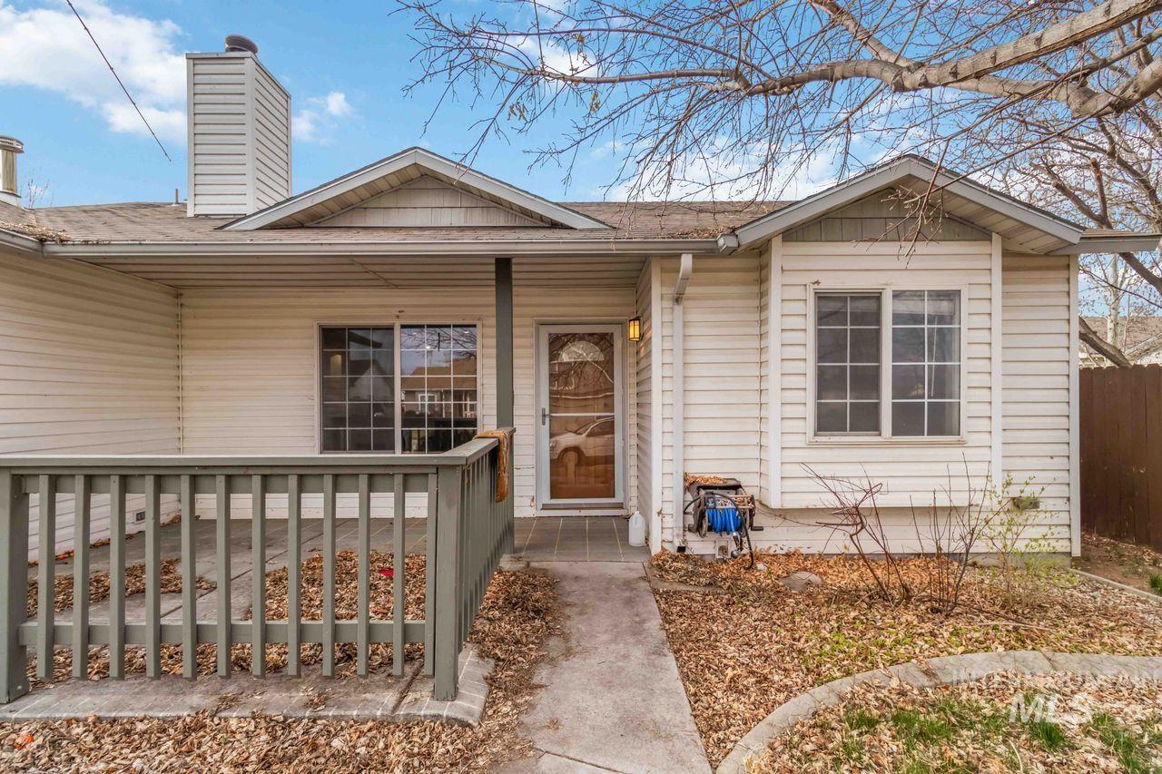 8675 W Carnegie St, Boise, Idaho 83709-5874, 5 Bedrooms, 2 Bathrooms, Residential For Sale, Price $434,900, 98978102