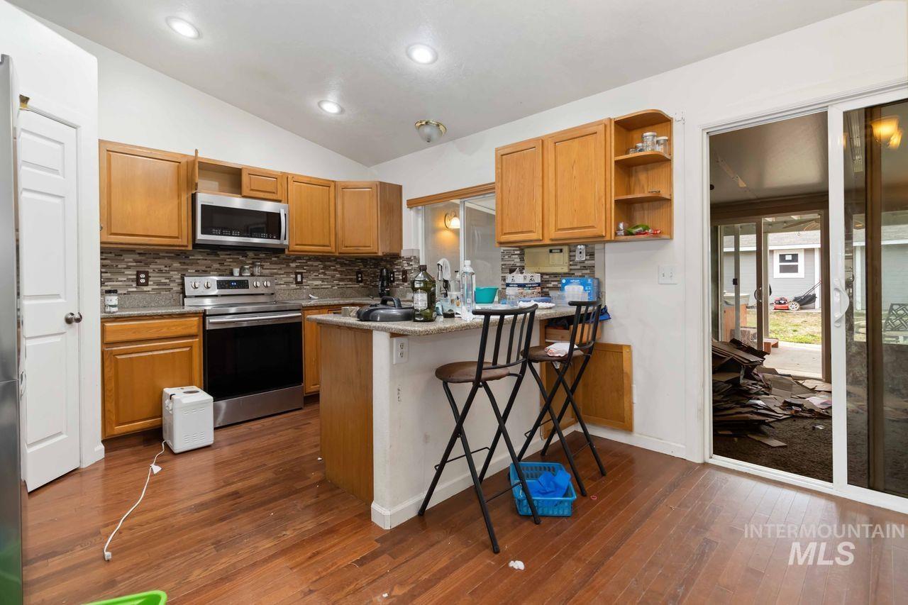 8675 W Carnegie St, Boise, Idaho 83709-5874, 5 Bedrooms, 2 Bathrooms, Residential For Sale, Price $434,900, 98978102