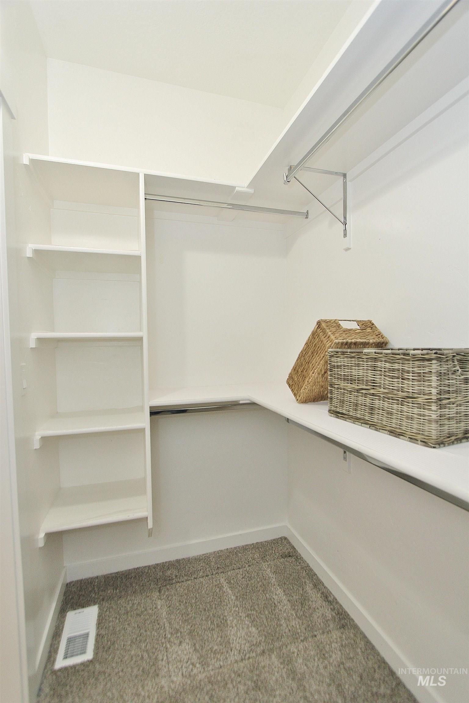 844 W Rollins St, Boise, Idaho 83706, 3 Bedrooms, 2.5 Bathrooms, Residential For Sale, Price $545,000, 98978103