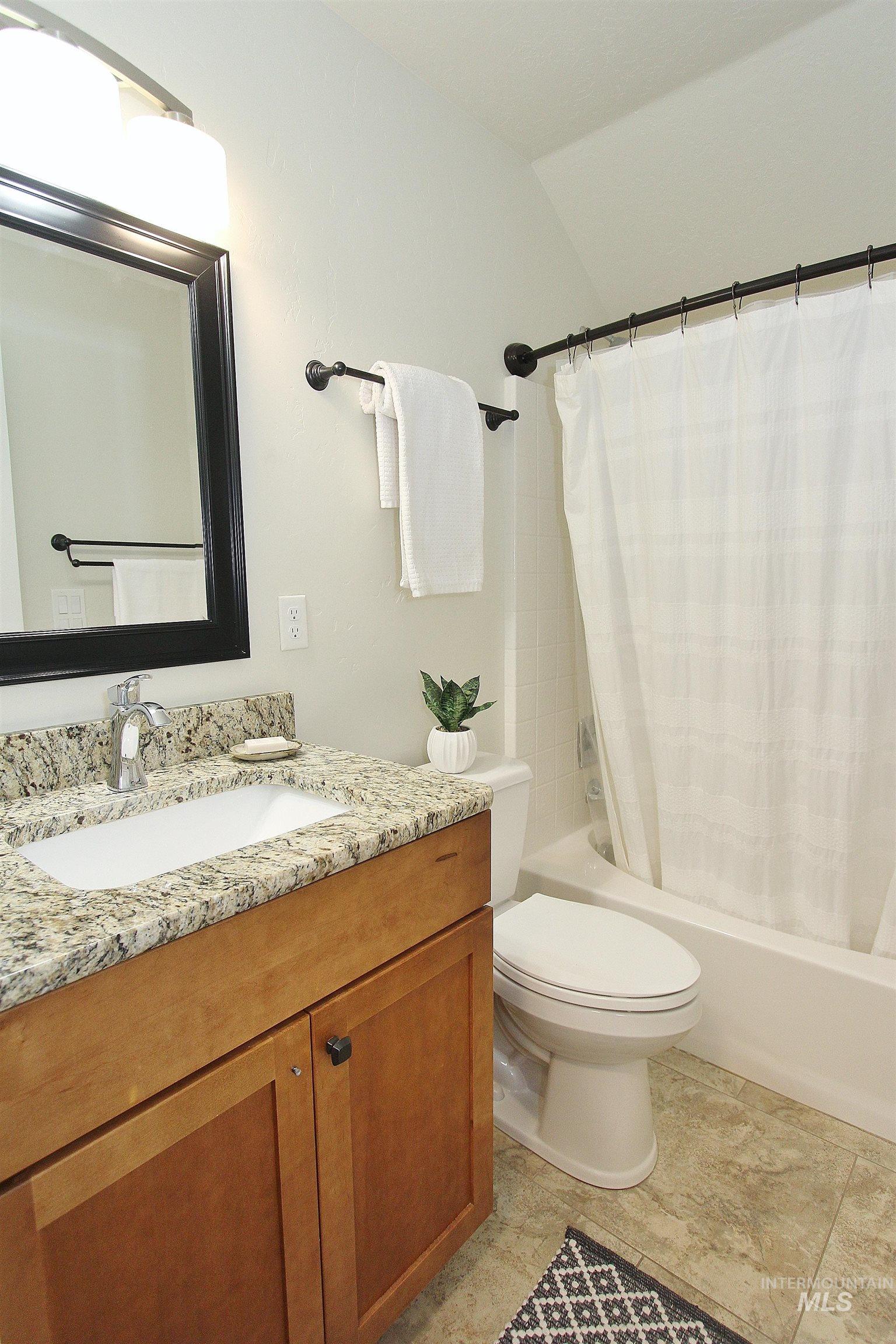 844 W Rollins St, Boise, Idaho 83706, 3 Bedrooms, 2.5 Bathrooms, Residential For Sale, Price $545,000, 98978103