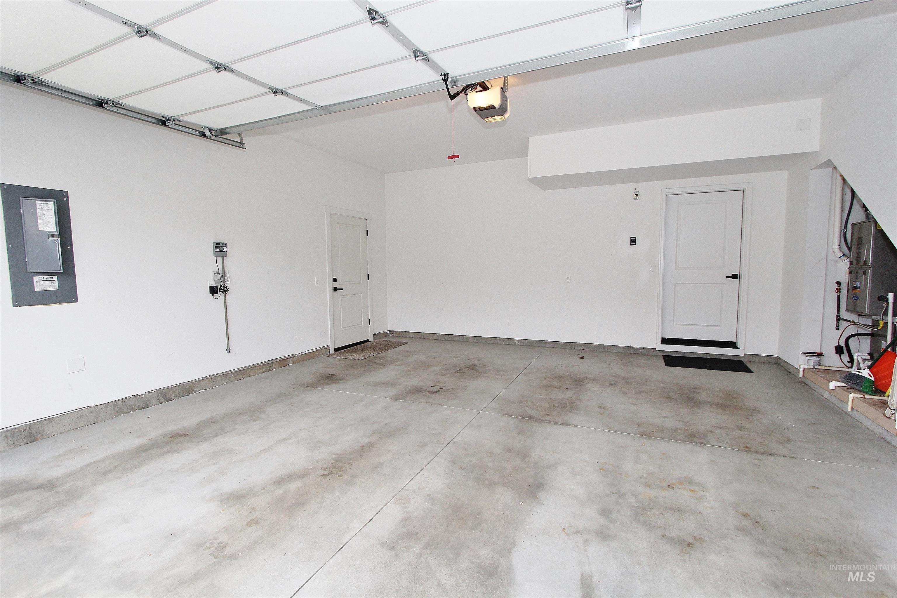 844 W Rollins St, Boise, Idaho 83706, 3 Bedrooms, 2.5 Bathrooms, Residential For Sale, Price $545,000, 98978103