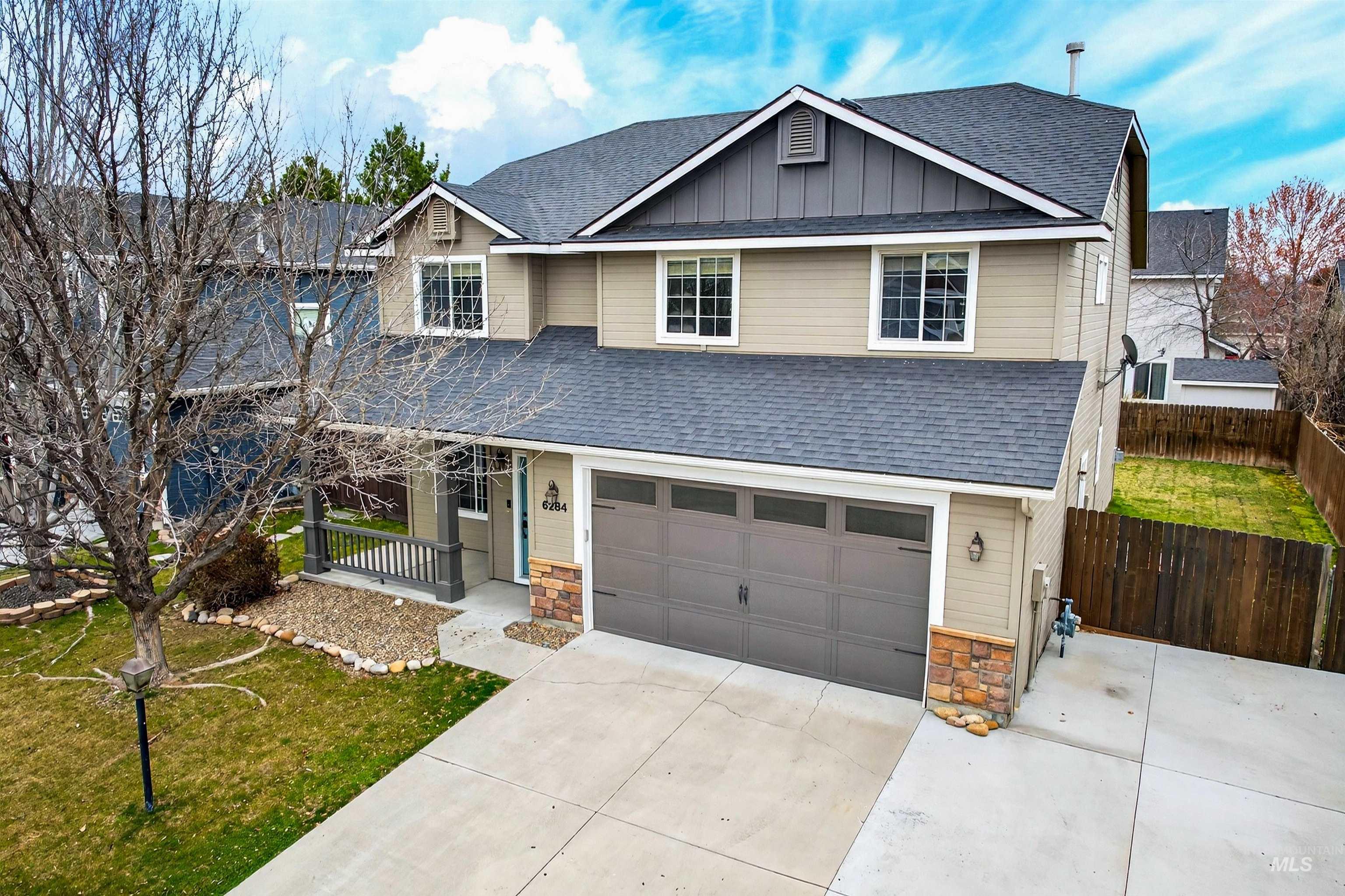 6284 N Silver Elm Way, Meridian, Idaho 83646, 4 Bedrooms, 2.5 Bathrooms, Residential For Sale, Price $529,900, 98978106